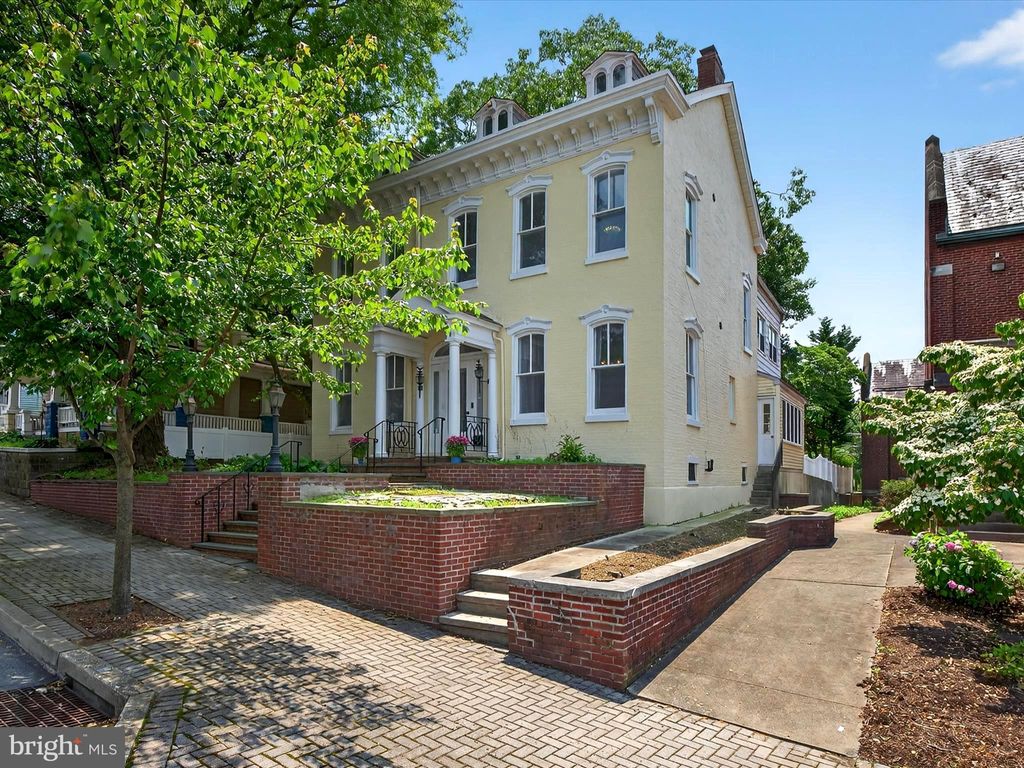 Photo of 207 E Main Street, EPHRATA, PA 17522 (MLS # PALA2071456)