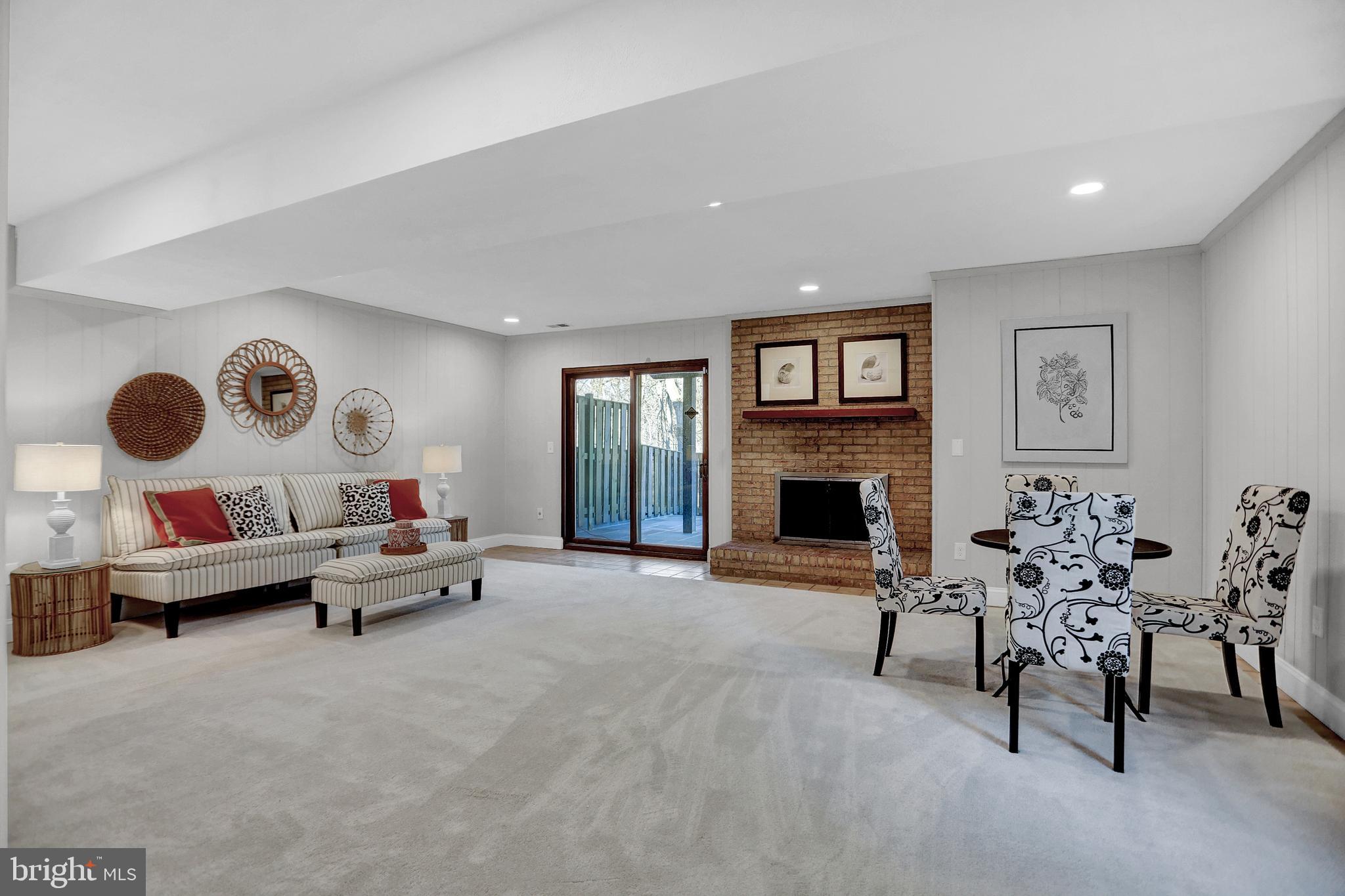 VALLEYWOOD AT FIVE FARMS - Residential