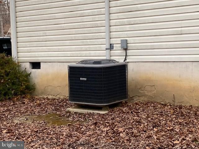 LAKE LAND OR - Residential