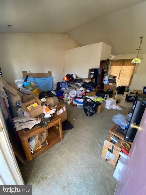 LAKE LAND OR - Residential