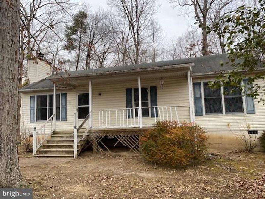 GREAT HANDY MAN SPECIAL! 1056 SQ FT... 3 BEDROOM, 2 FULL BATHS, LIVING ROOM, EAT-IN KITCHEN, SOME APPLIANCES, WOOD FIREPLACE, FRONT PORCH AND REAR DECK, CONVENTIONAL 3 BEDROOM SEPTIC, HOUSE BEING SOLD "AS IS" INSPECTIONS FOR INFORMATIONAL PURPOSES ONLY.
