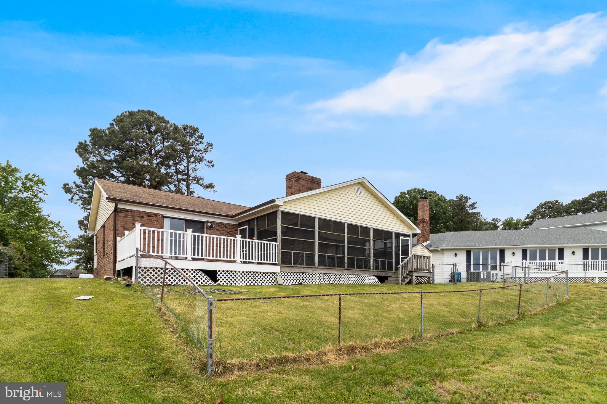GLEBE HARBOR - Residential