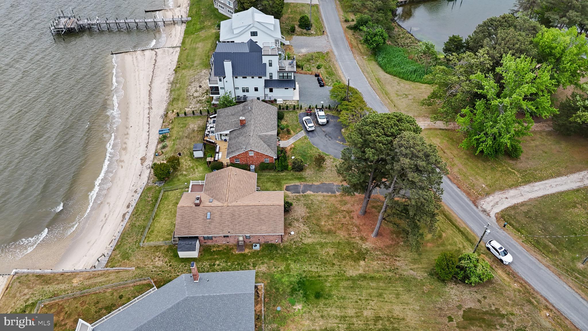 GLEBE HARBOR - Residential