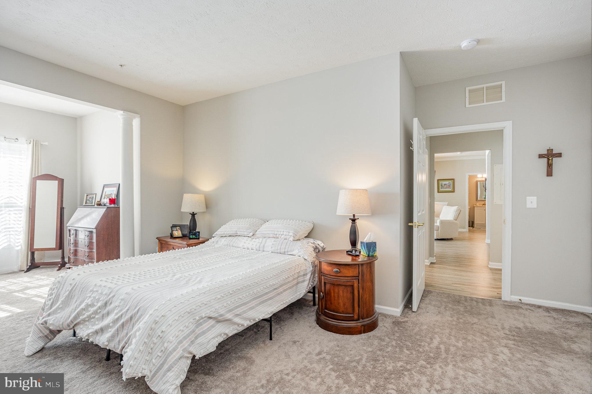 WINDSOR AT PERRY HALL FARMS - Residential