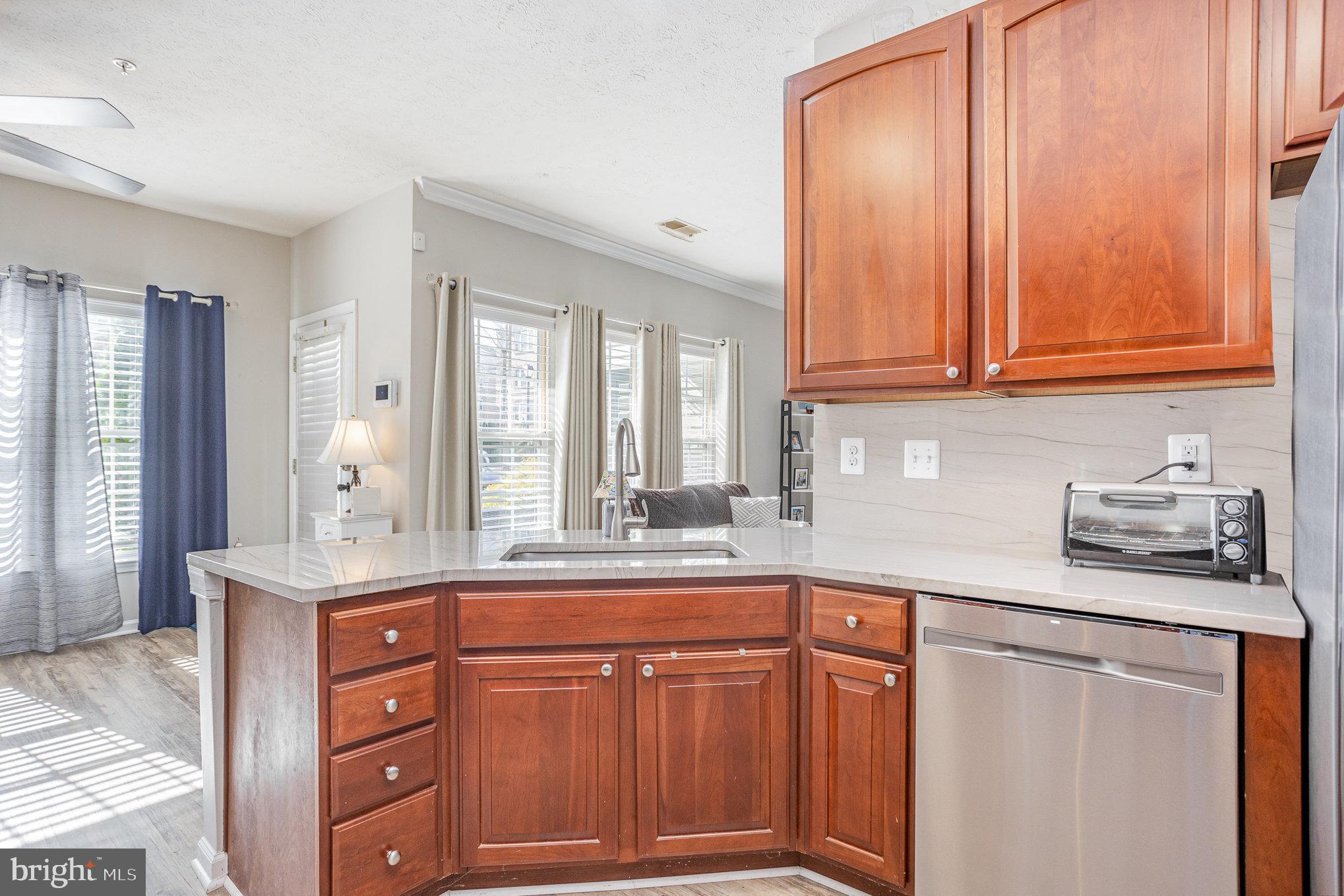 WINDSOR AT PERRY HALL FARMS - Residential