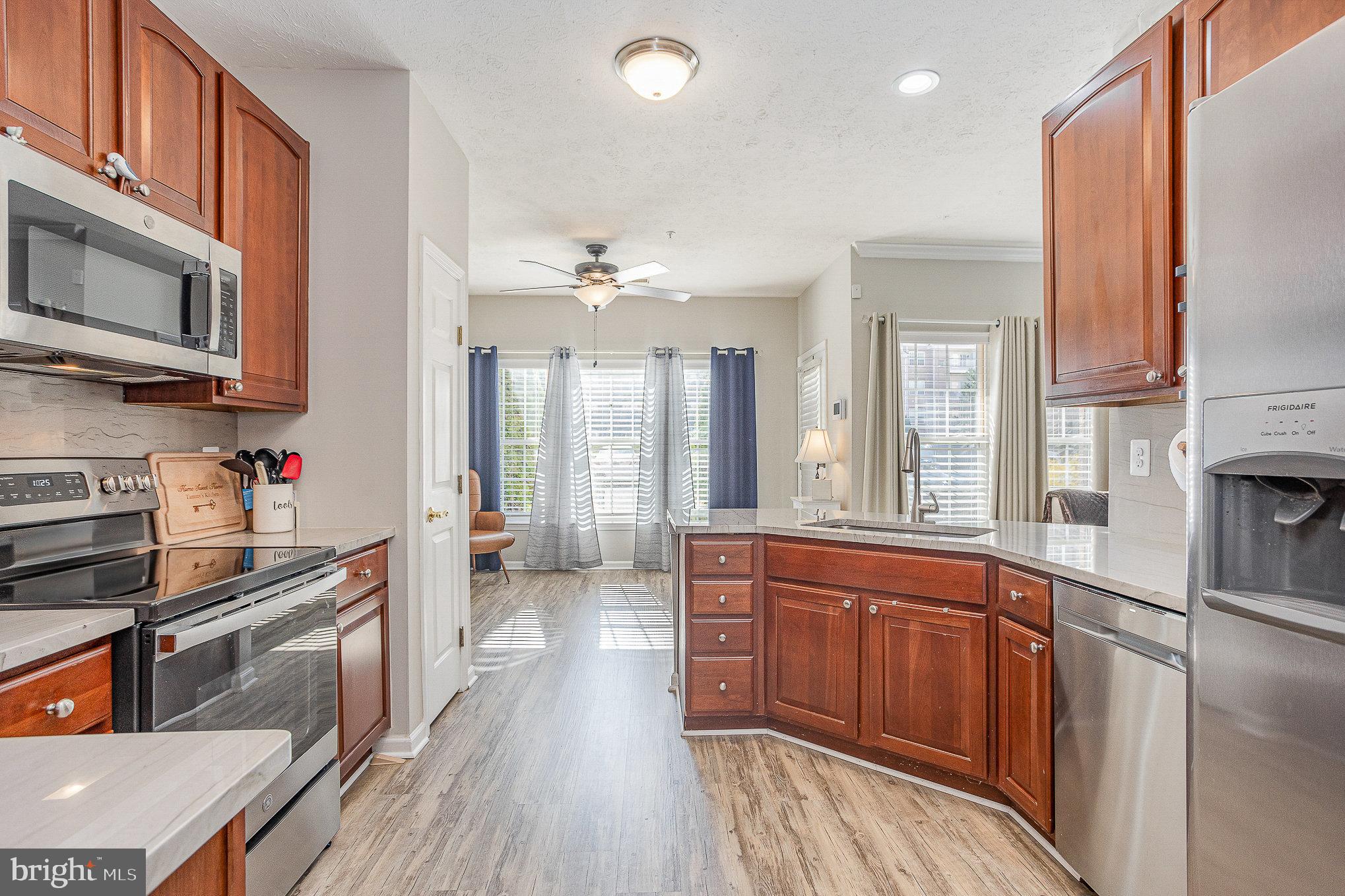 WINDSOR AT PERRY HALL FARMS - Residential