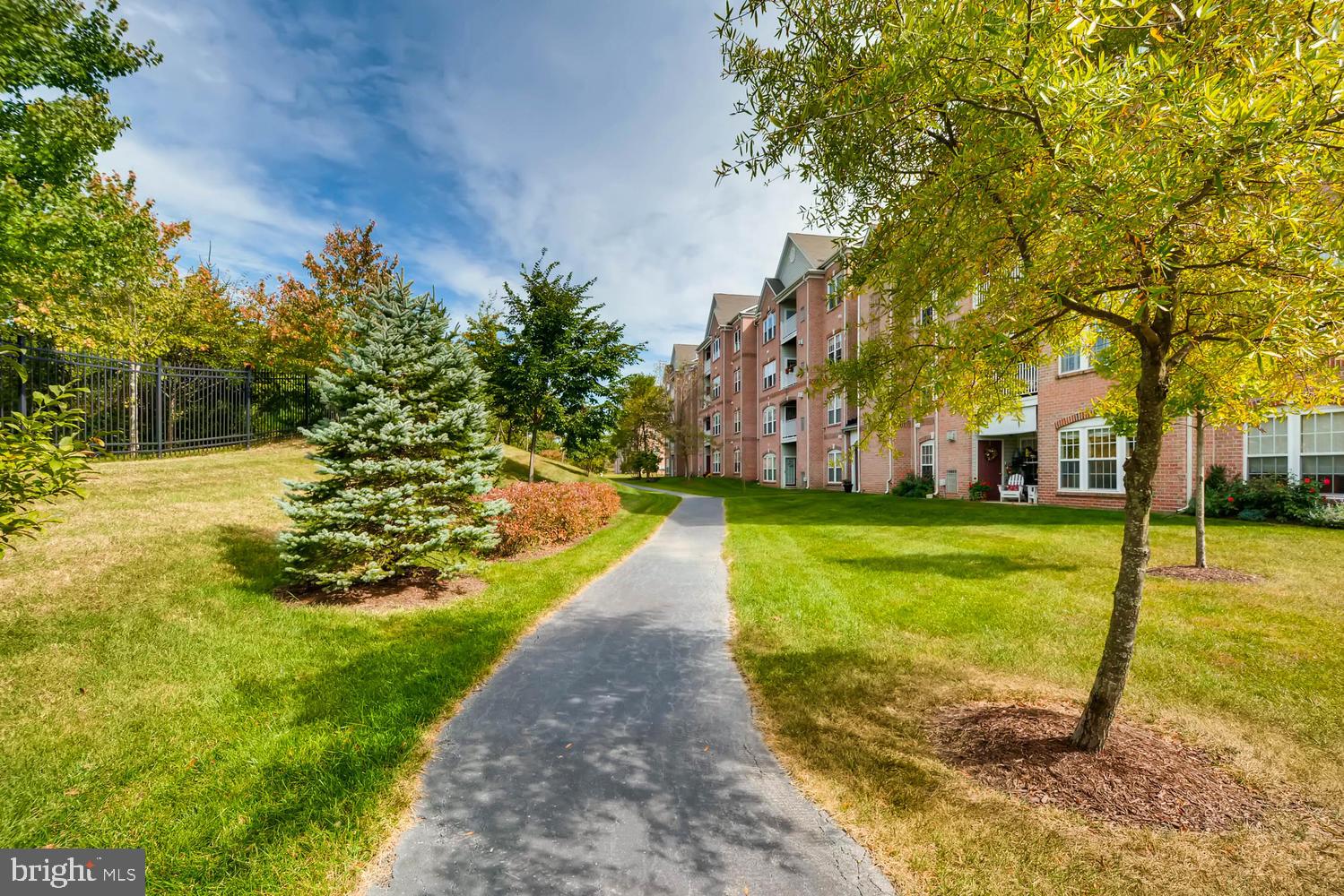 WINDSOR AT PERRY HALL FARMS - Residential