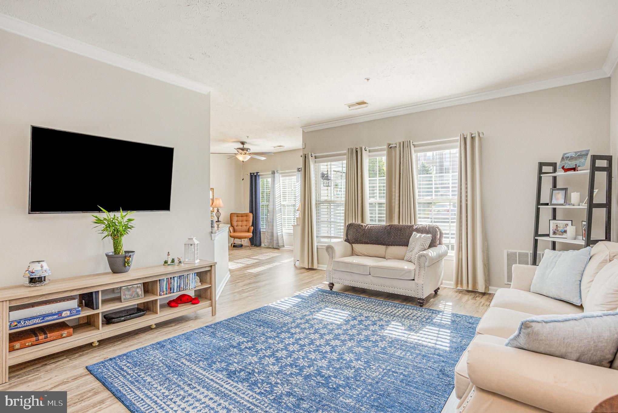 WINDSOR AT PERRY HALL FARMS - Residential