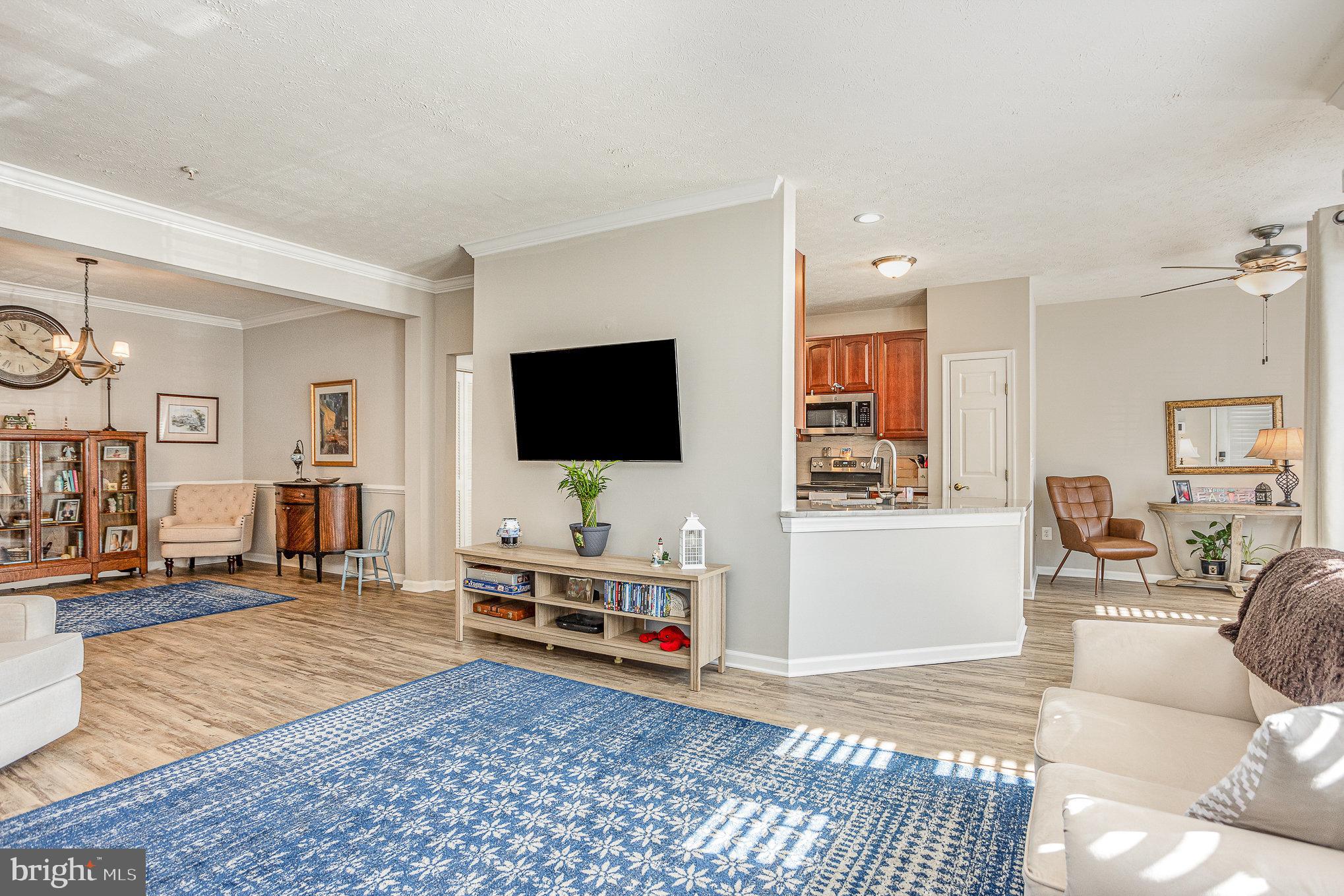 WINDSOR AT PERRY HALL FARMS - Residential