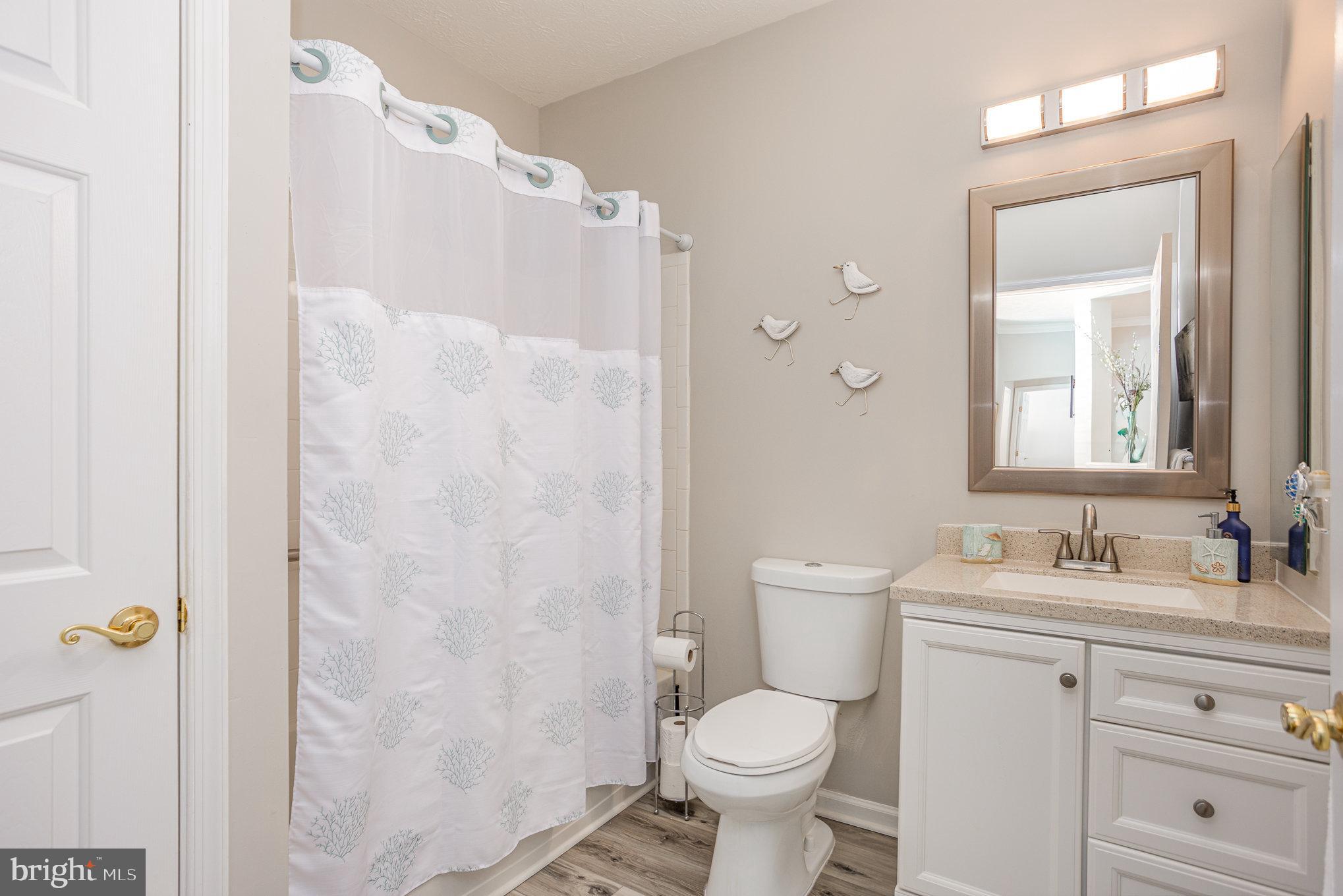 WINDSOR AT PERRY HALL FARMS - Residential