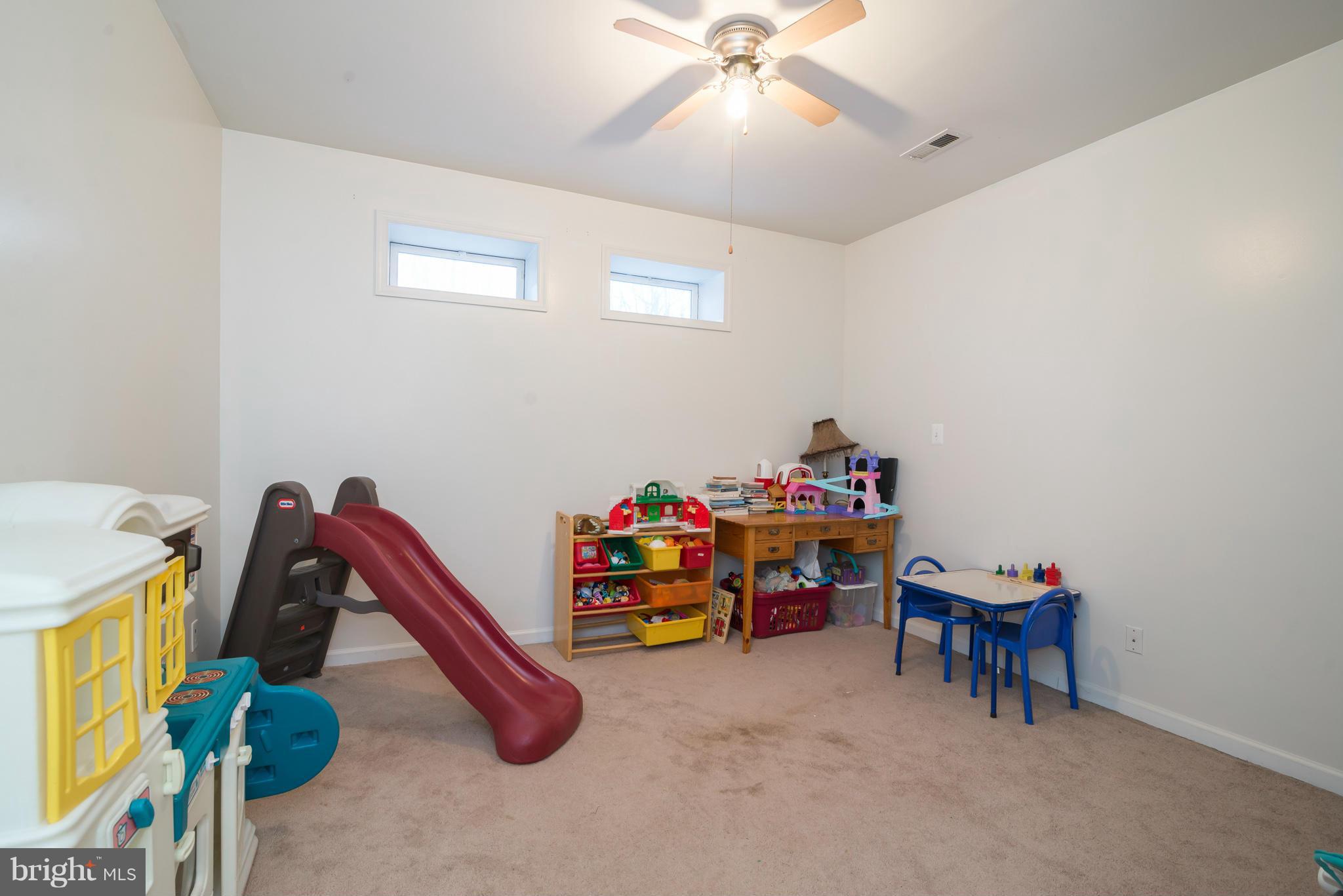 GOLLER HILLS - Residential