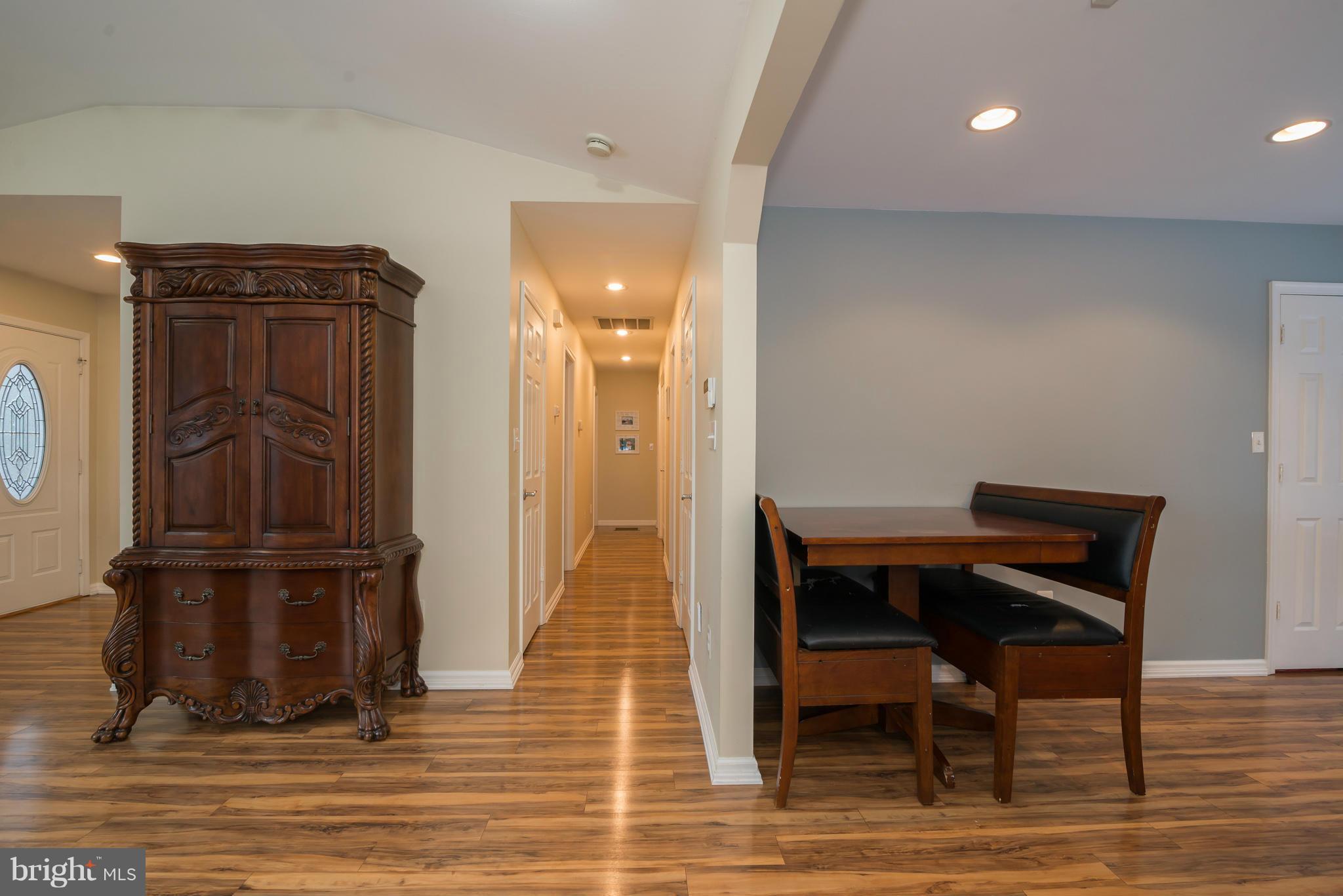 GOLLER HILLS - Residential