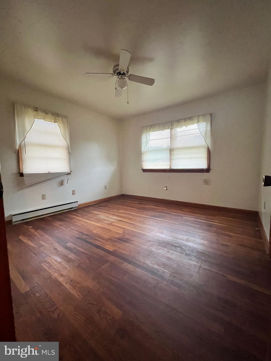 HYDE PARK - Residential