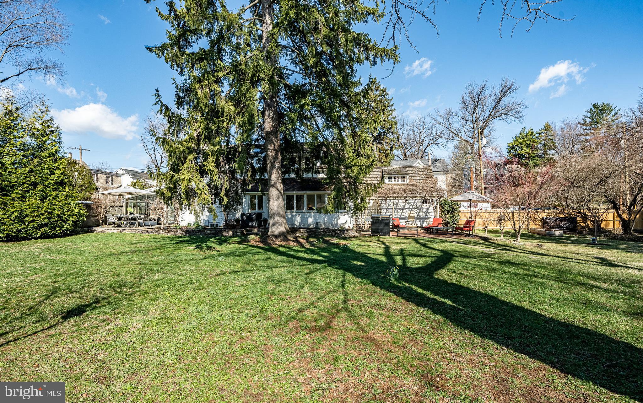 LAFAYETTE HILL - Residential