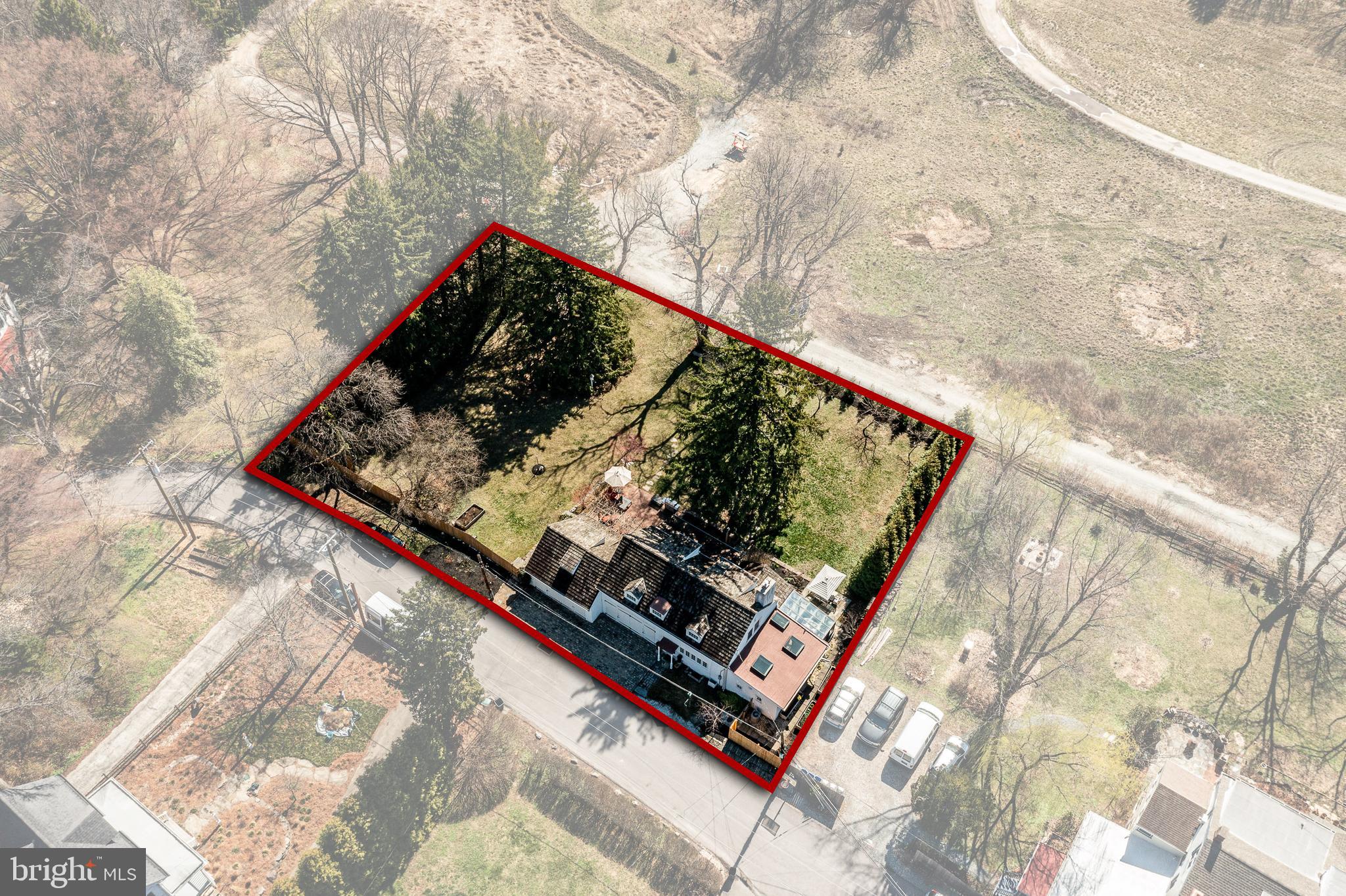 LAFAYETTE HILL - Residential