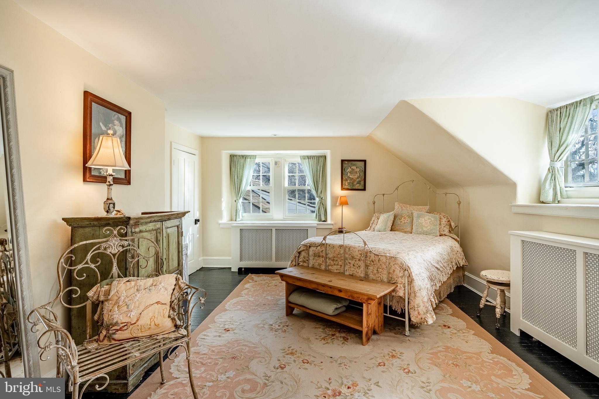 LAFAYETTE HILL - Residential