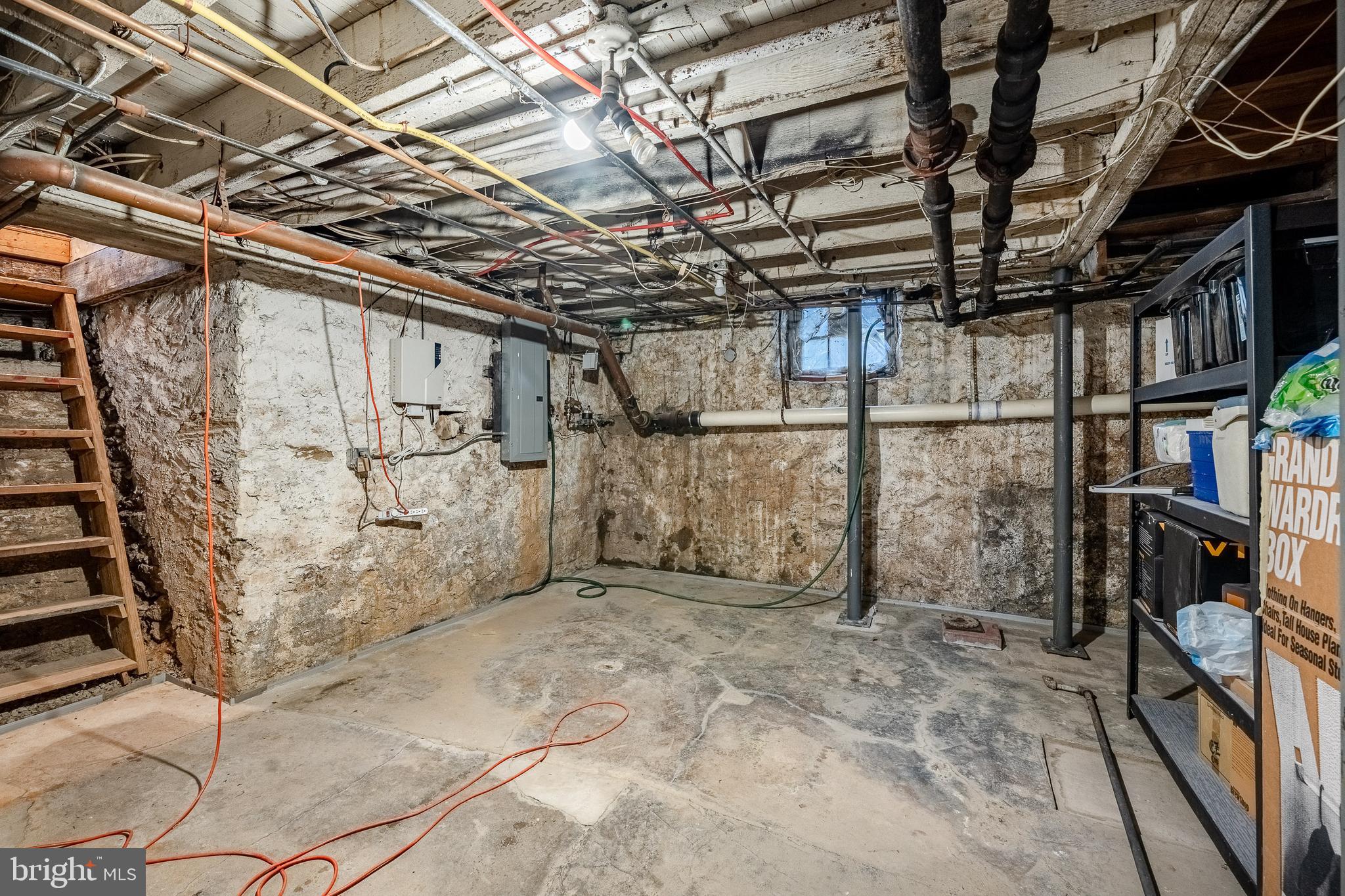 LAFAYETTE HILL - Residential