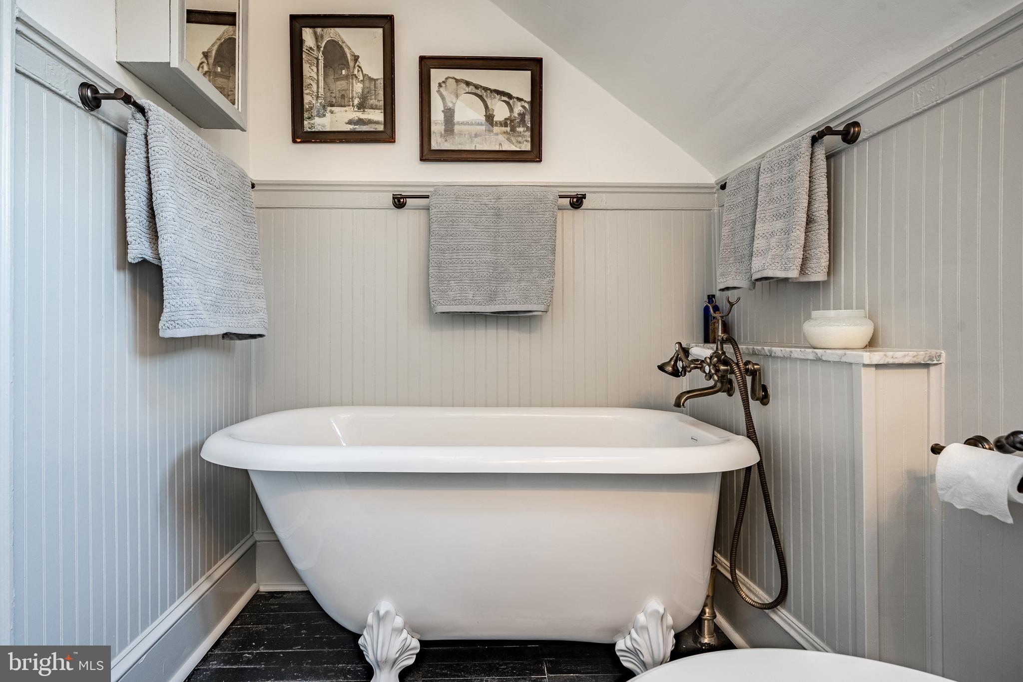 LAFAYETTE HILL - Residential