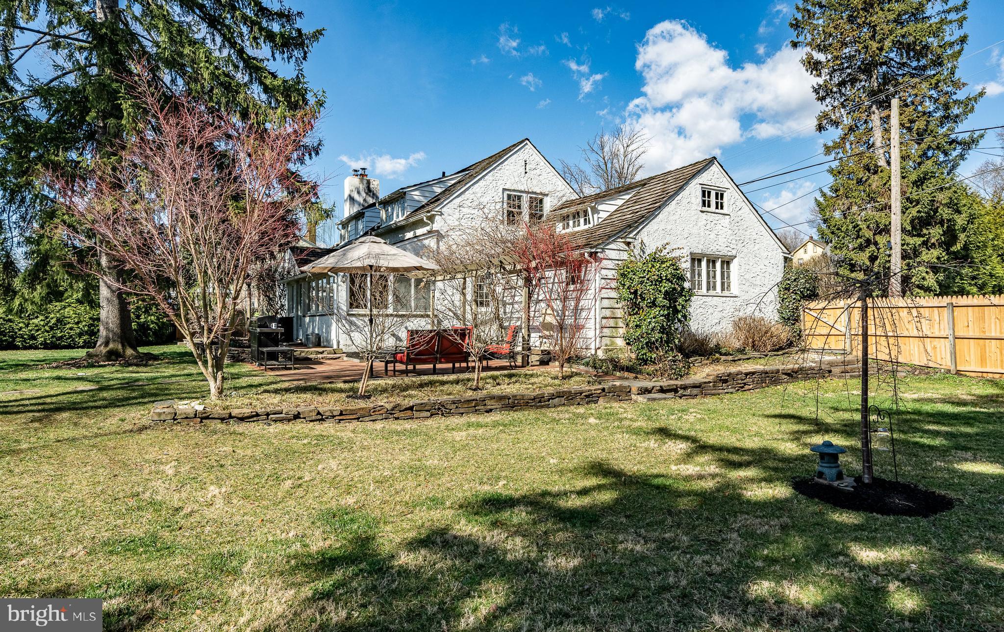 LAFAYETTE HILL - Residential