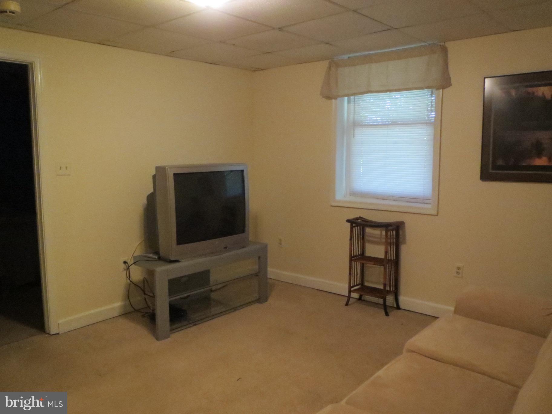 CHESAPEAKE RANCH ESTATES - Residential Lease