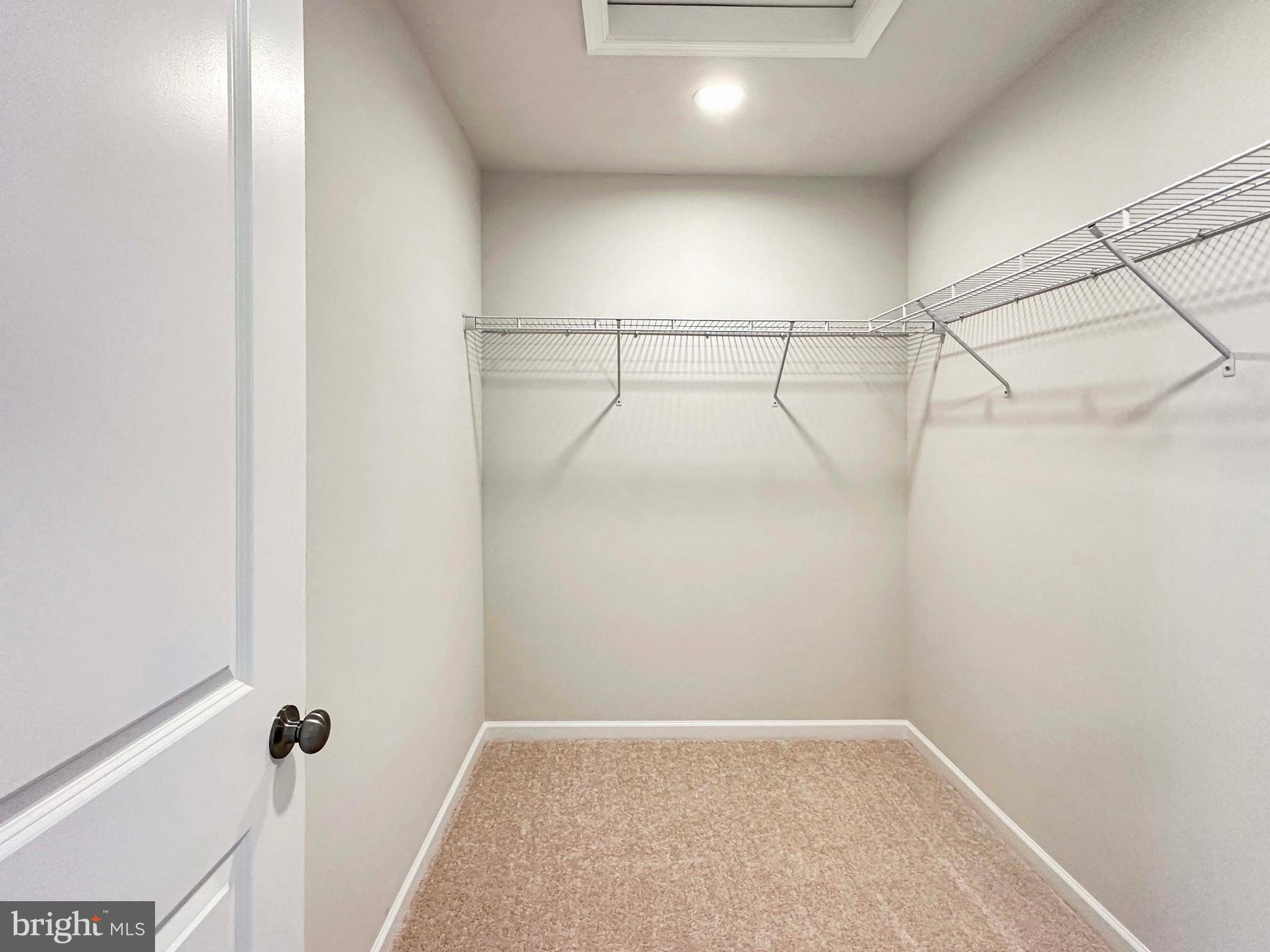 GRAYS POINTE - Residential