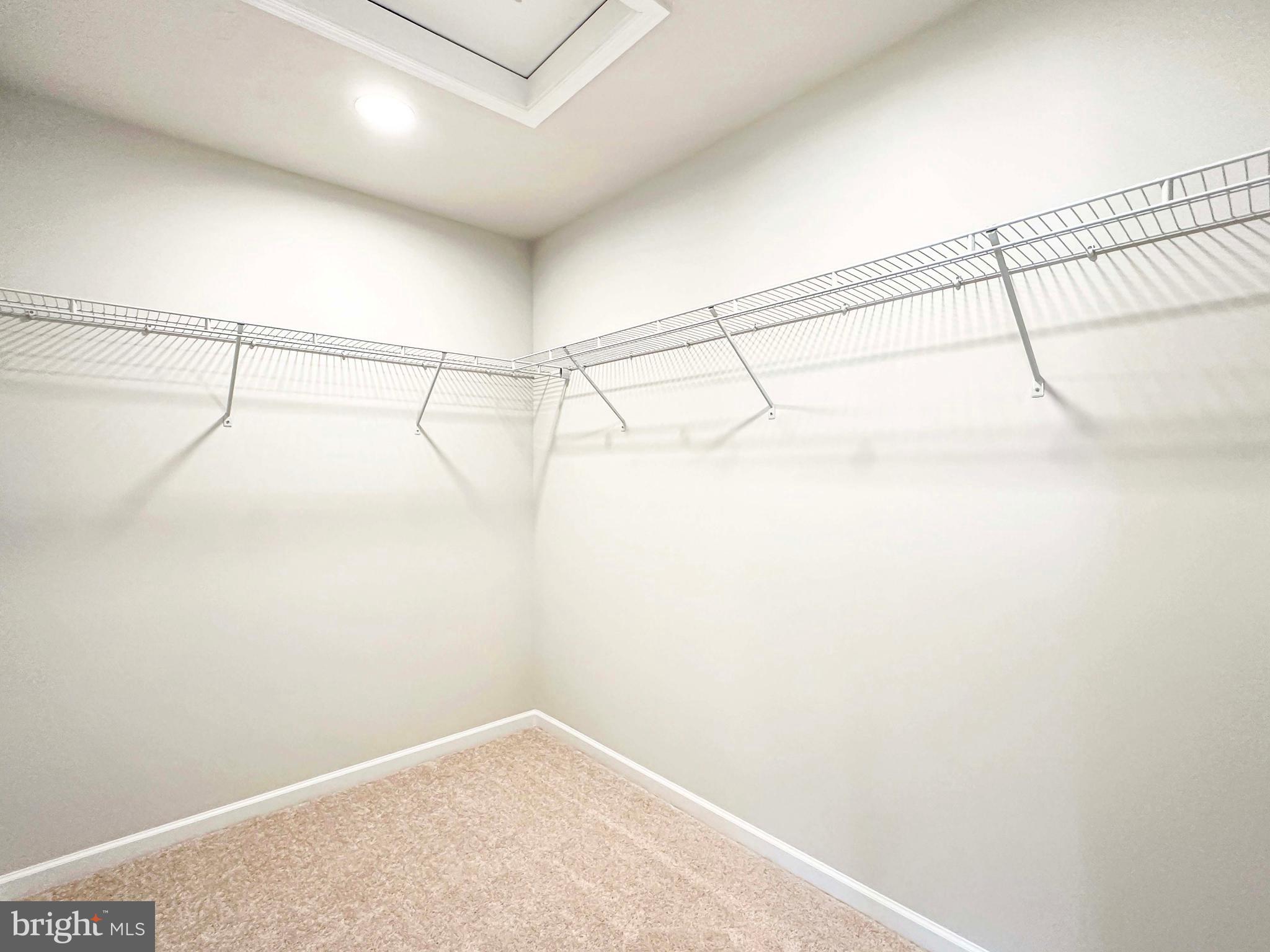 GRAYS POINTE - Residential