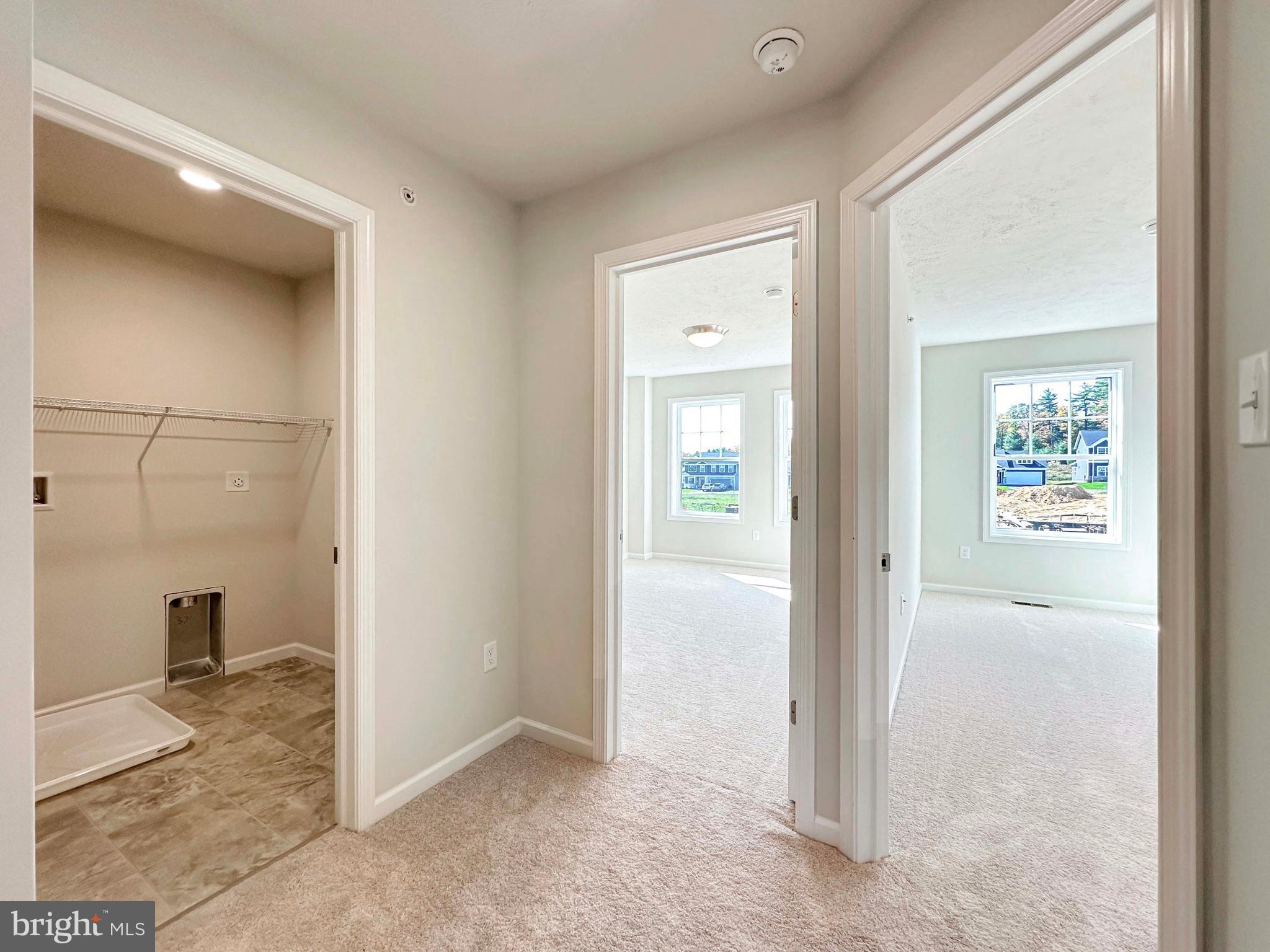 GRAYS POINTE - Residential