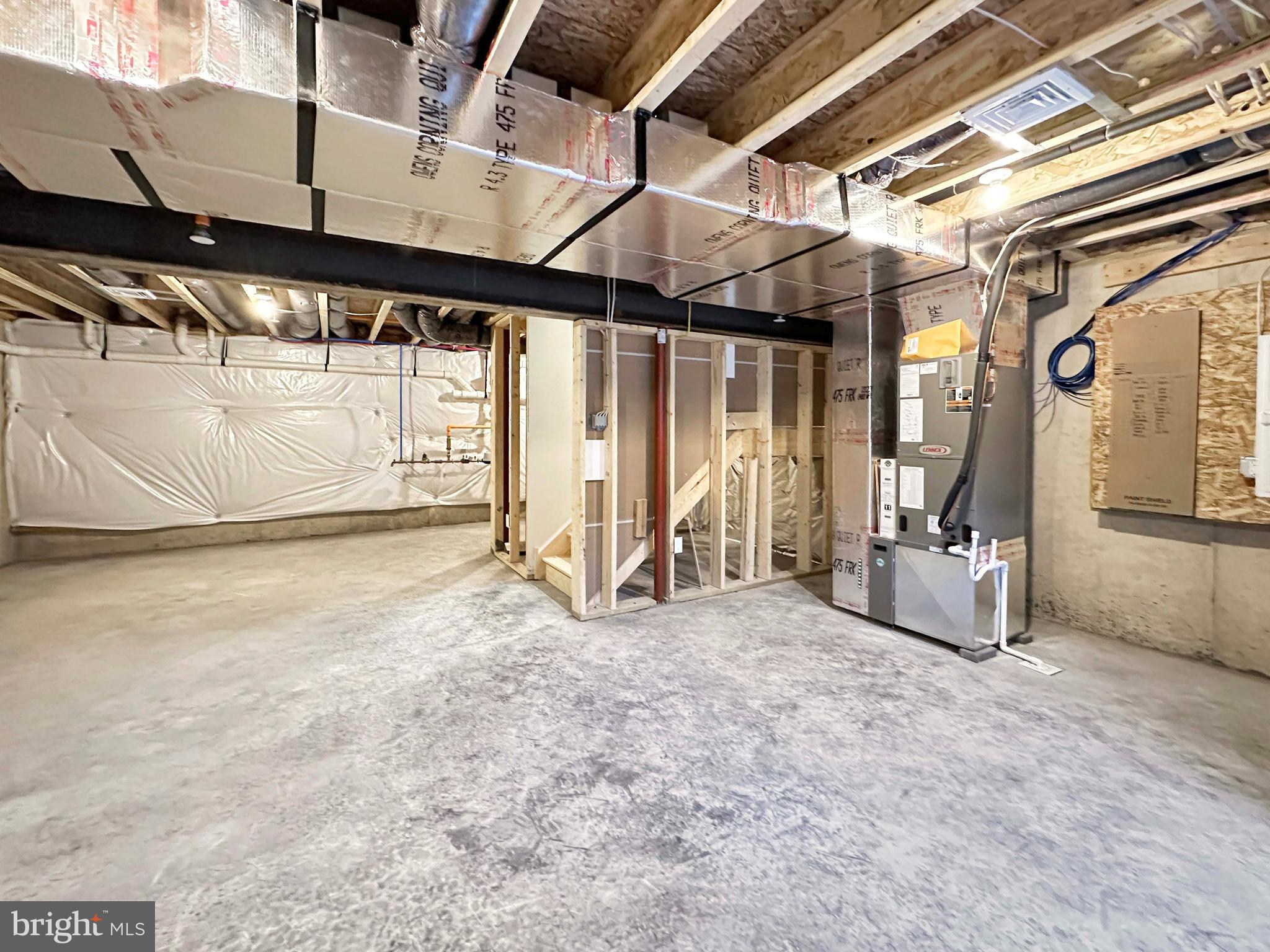 GRAYS POINTE - Residential