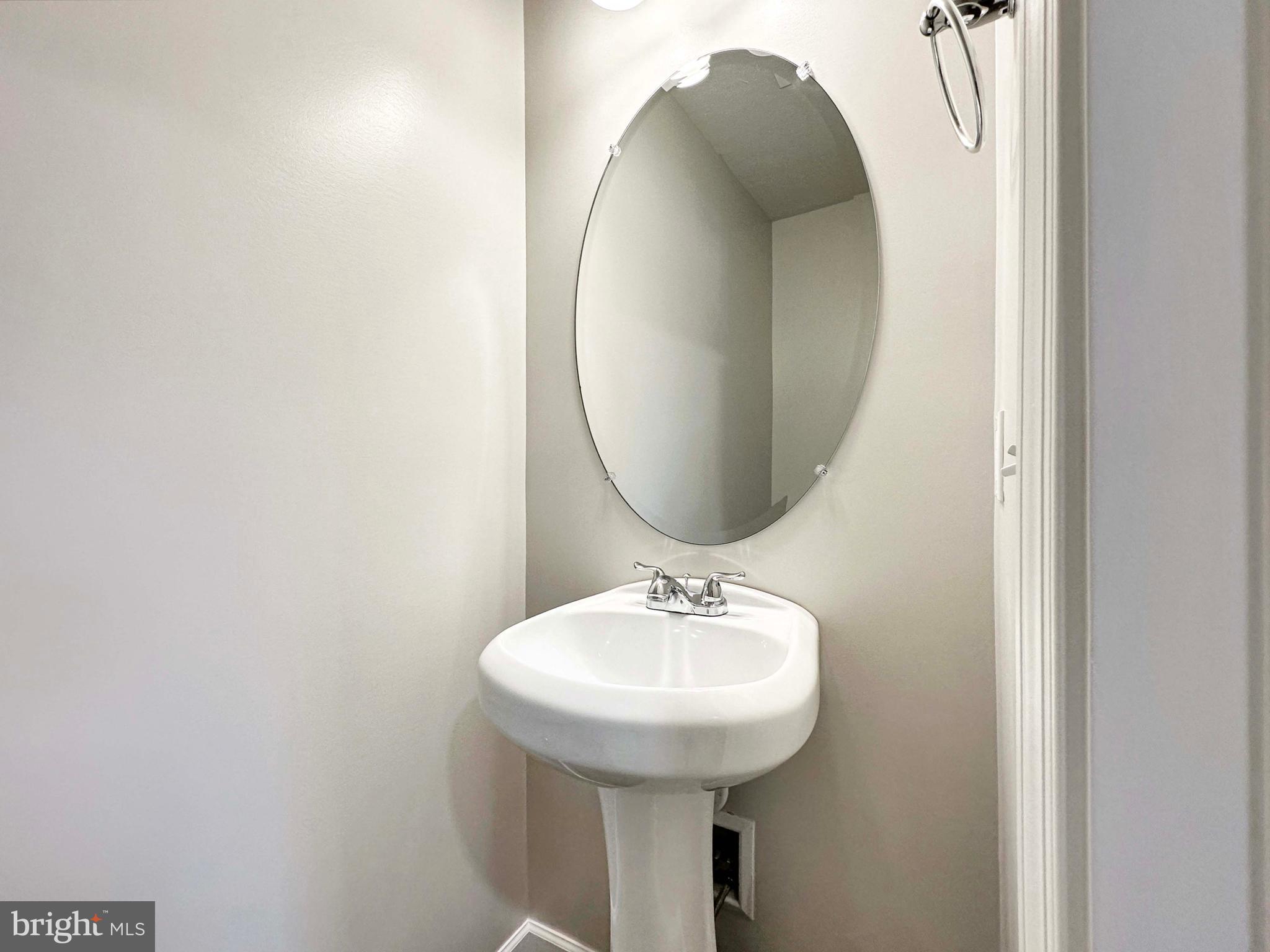 GRAYS POINTE - Residential