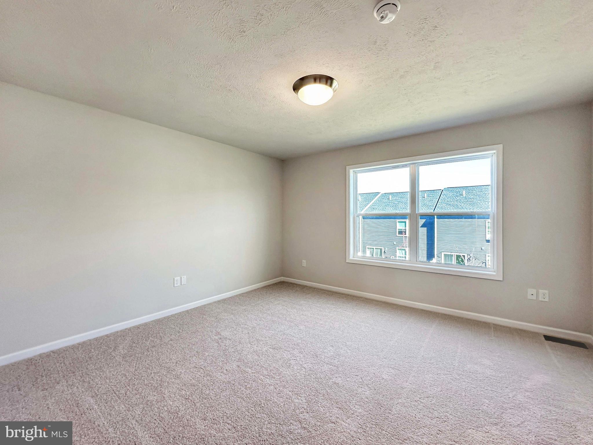 GRAYS POINTE - Residential