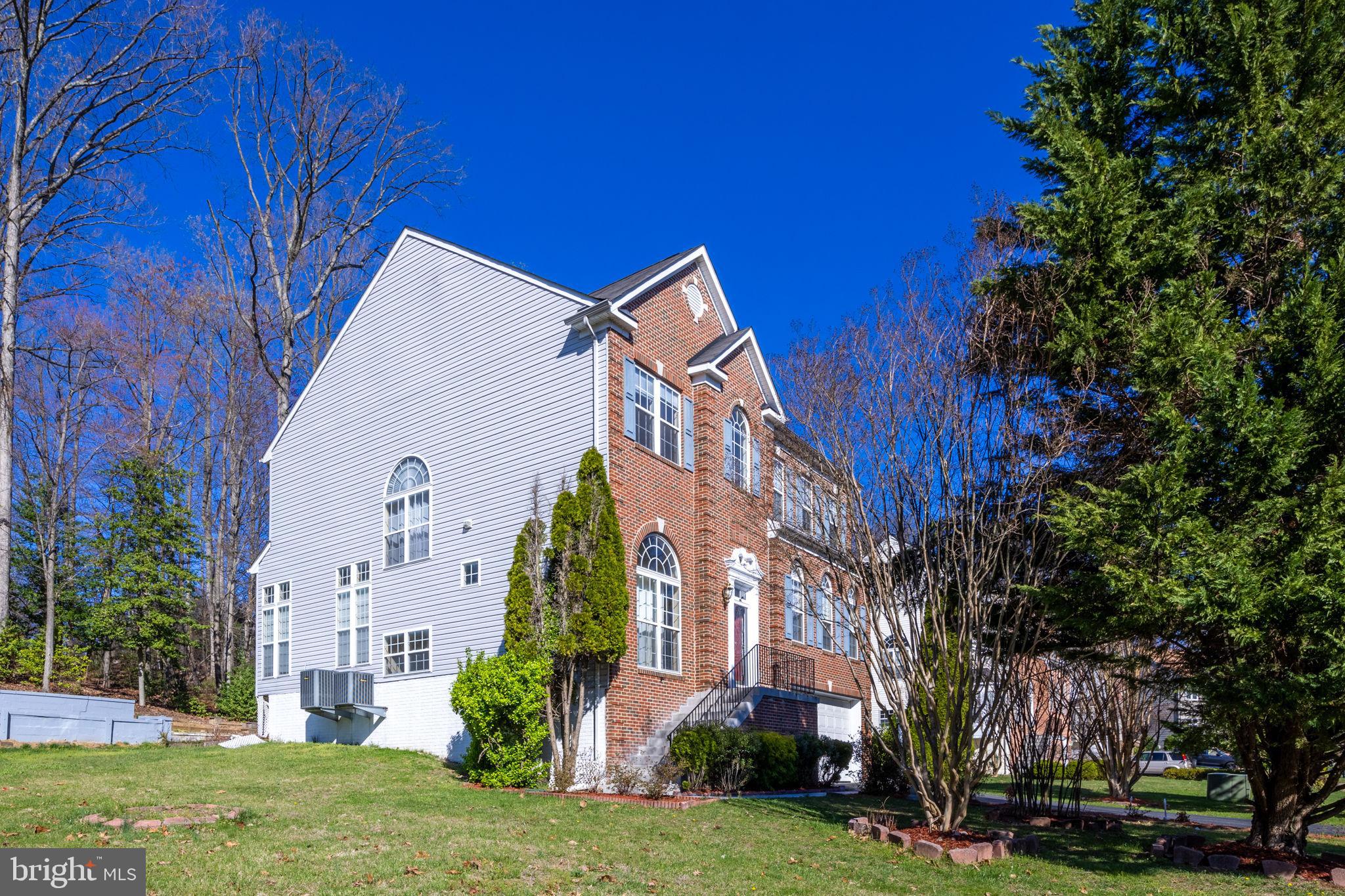 DAWSON LANDING - Residential