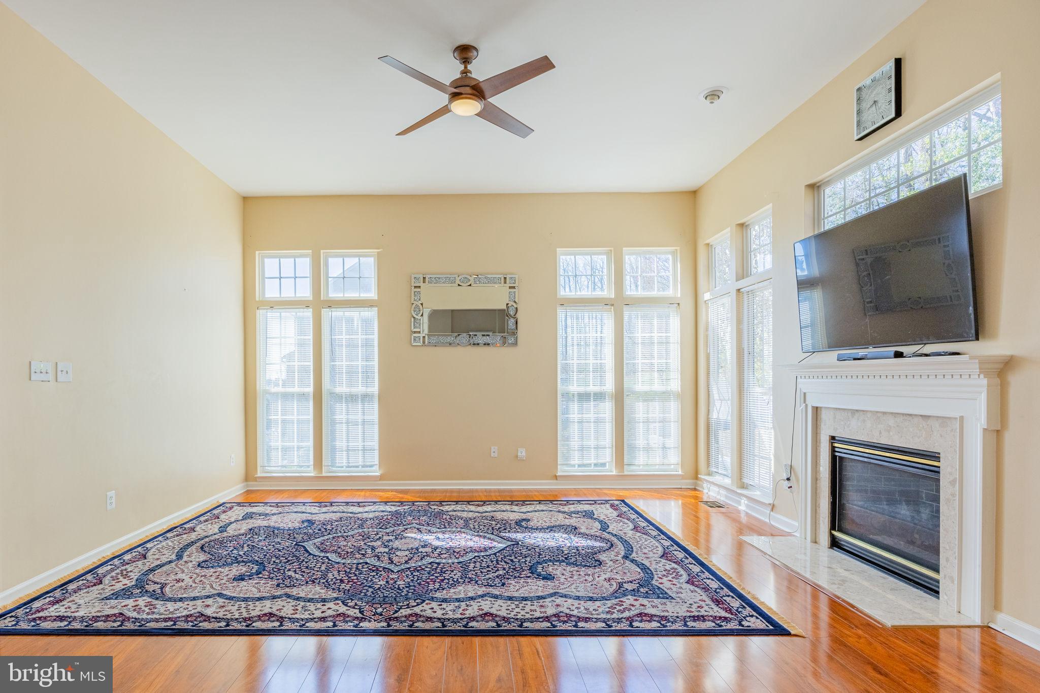 DAWSON LANDING - Residential