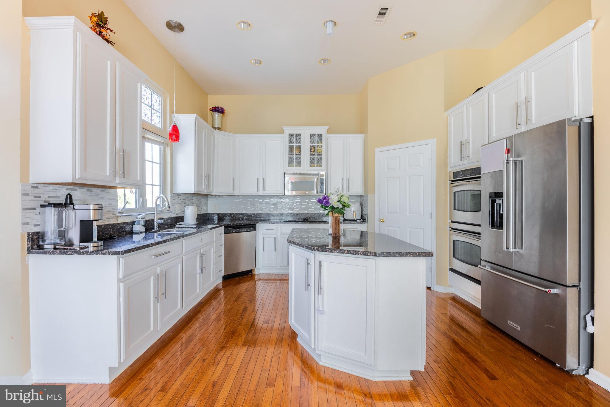 DAWSON LANDING - Residential