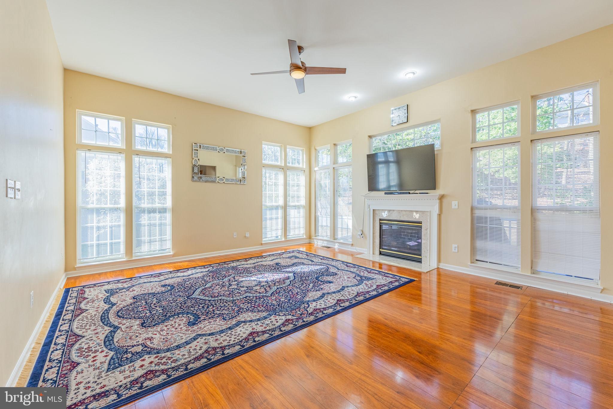 DAWSON LANDING - Residential