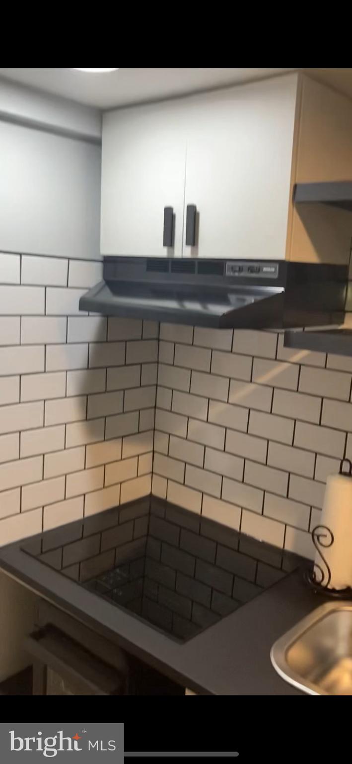 113 FORRESTER STREET SW B