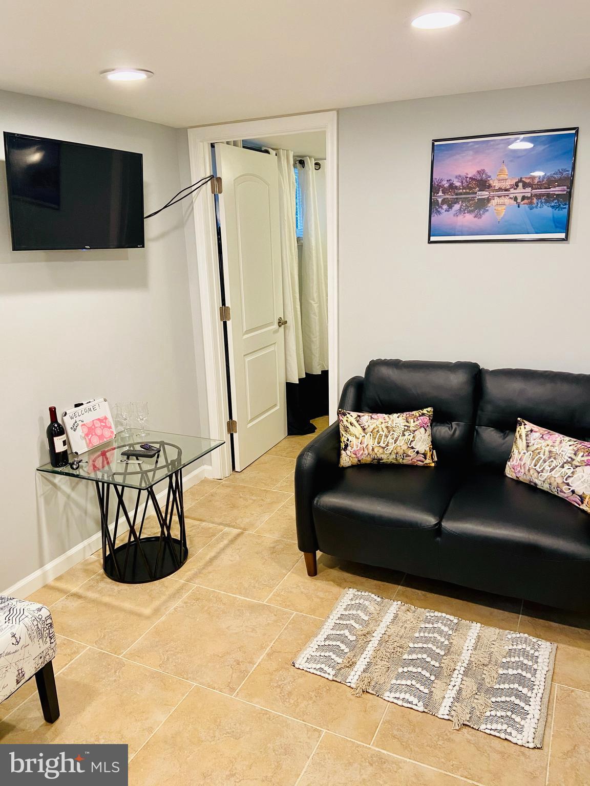 113 FORRESTER STREET SW B