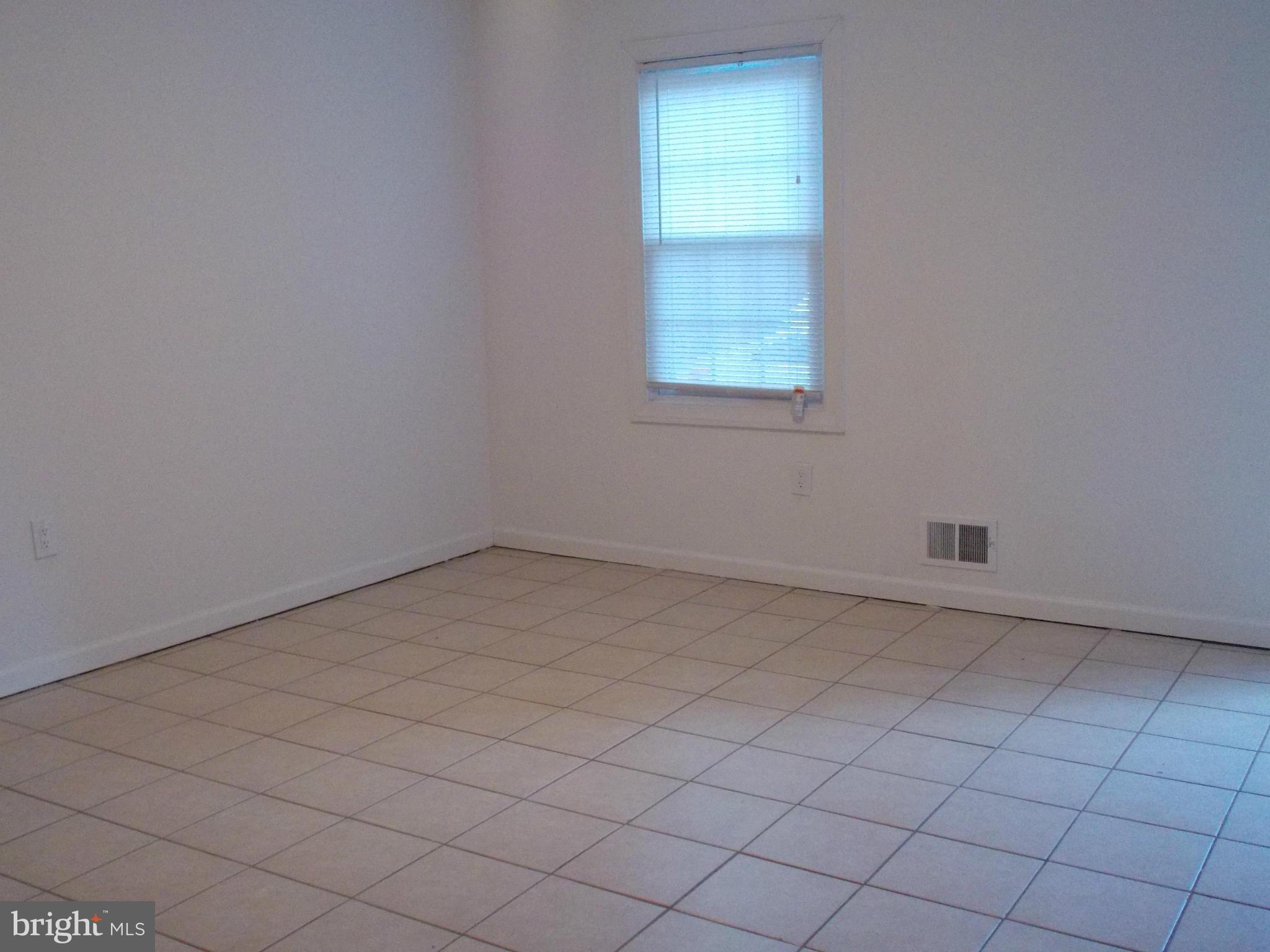 GEORGETOWN VILLAGE - Residential Lease