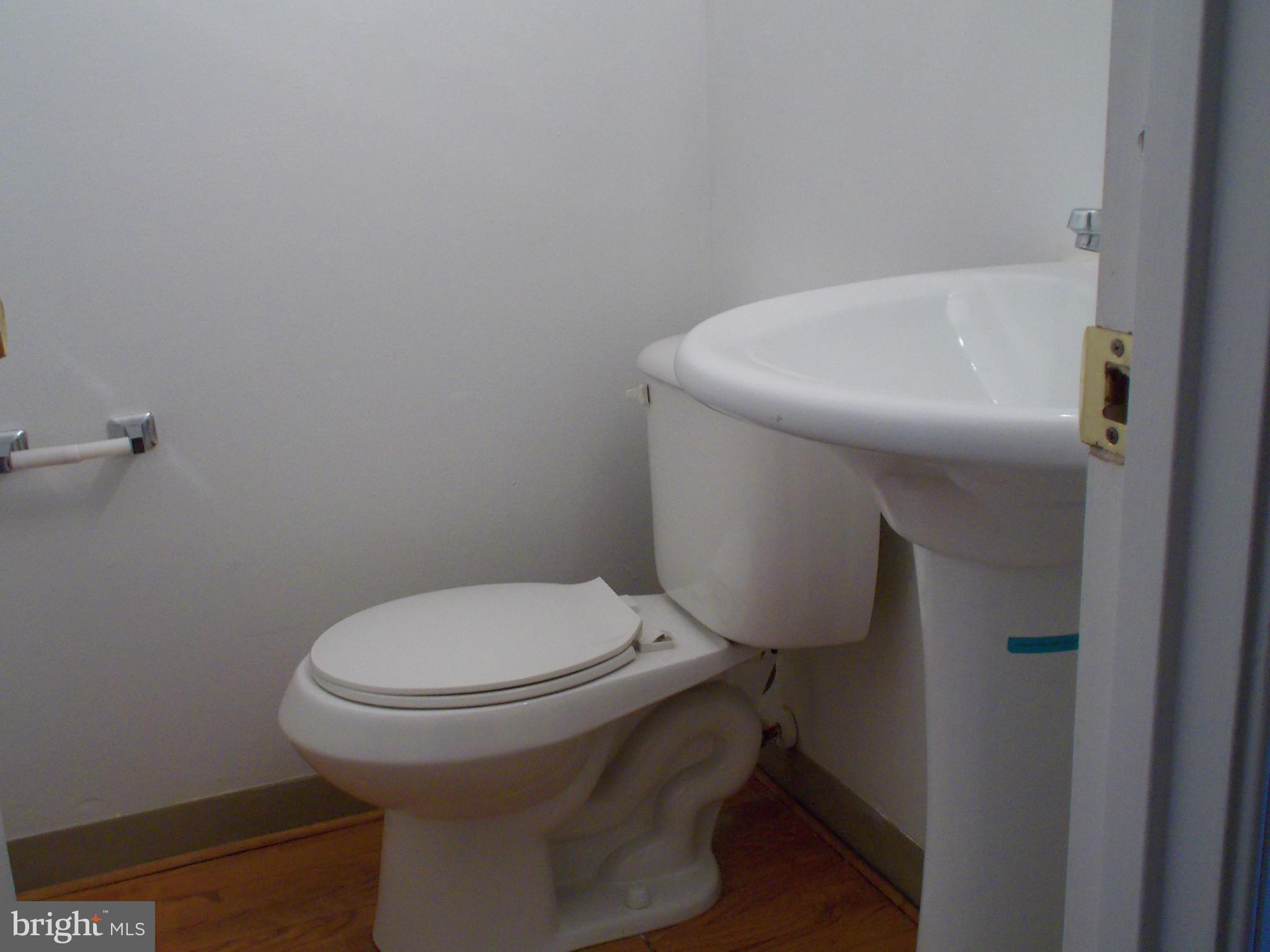 GEORGETOWN VILLAGE - Residential Lease