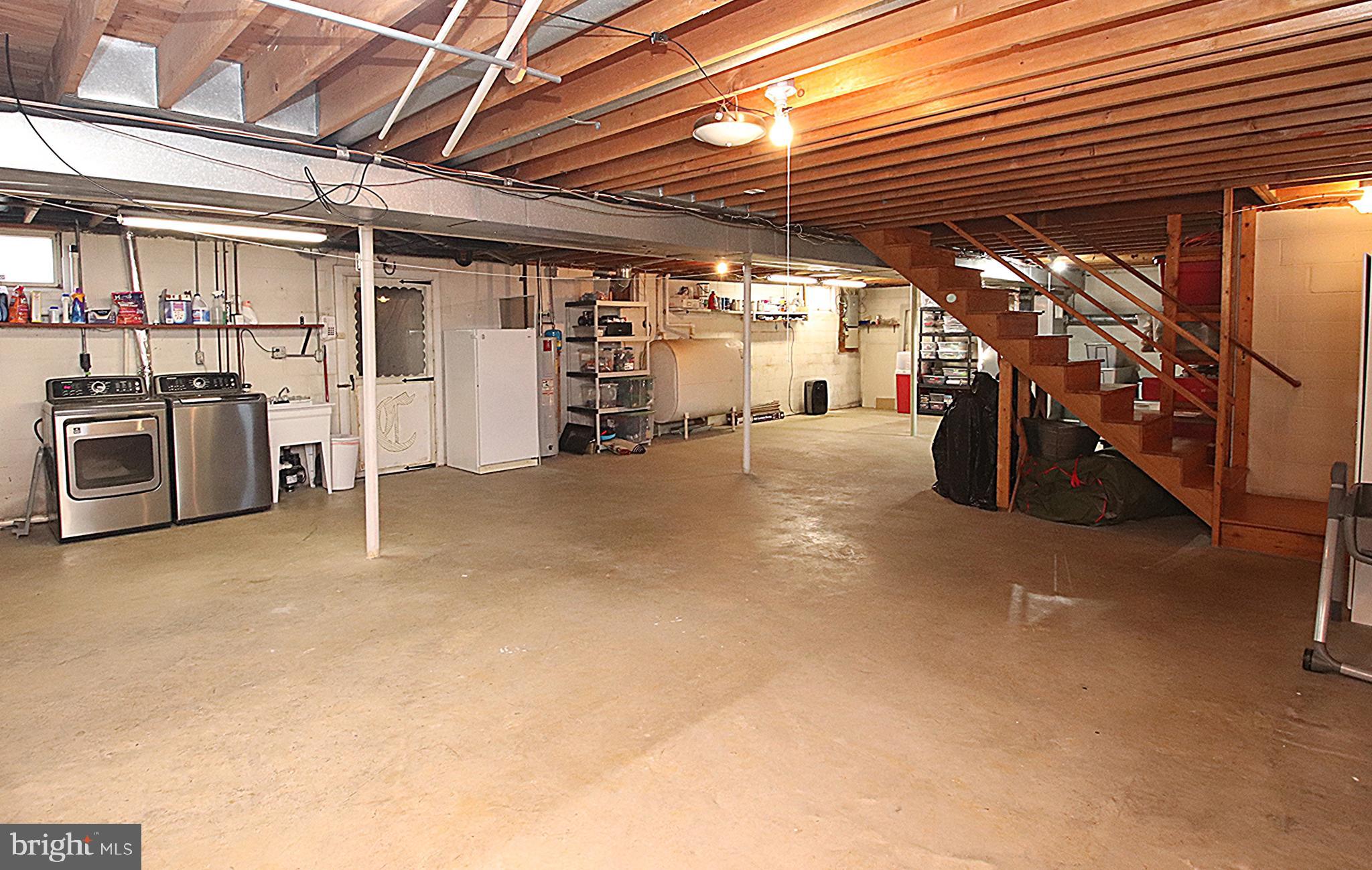 BEAVERBROOK - Residential