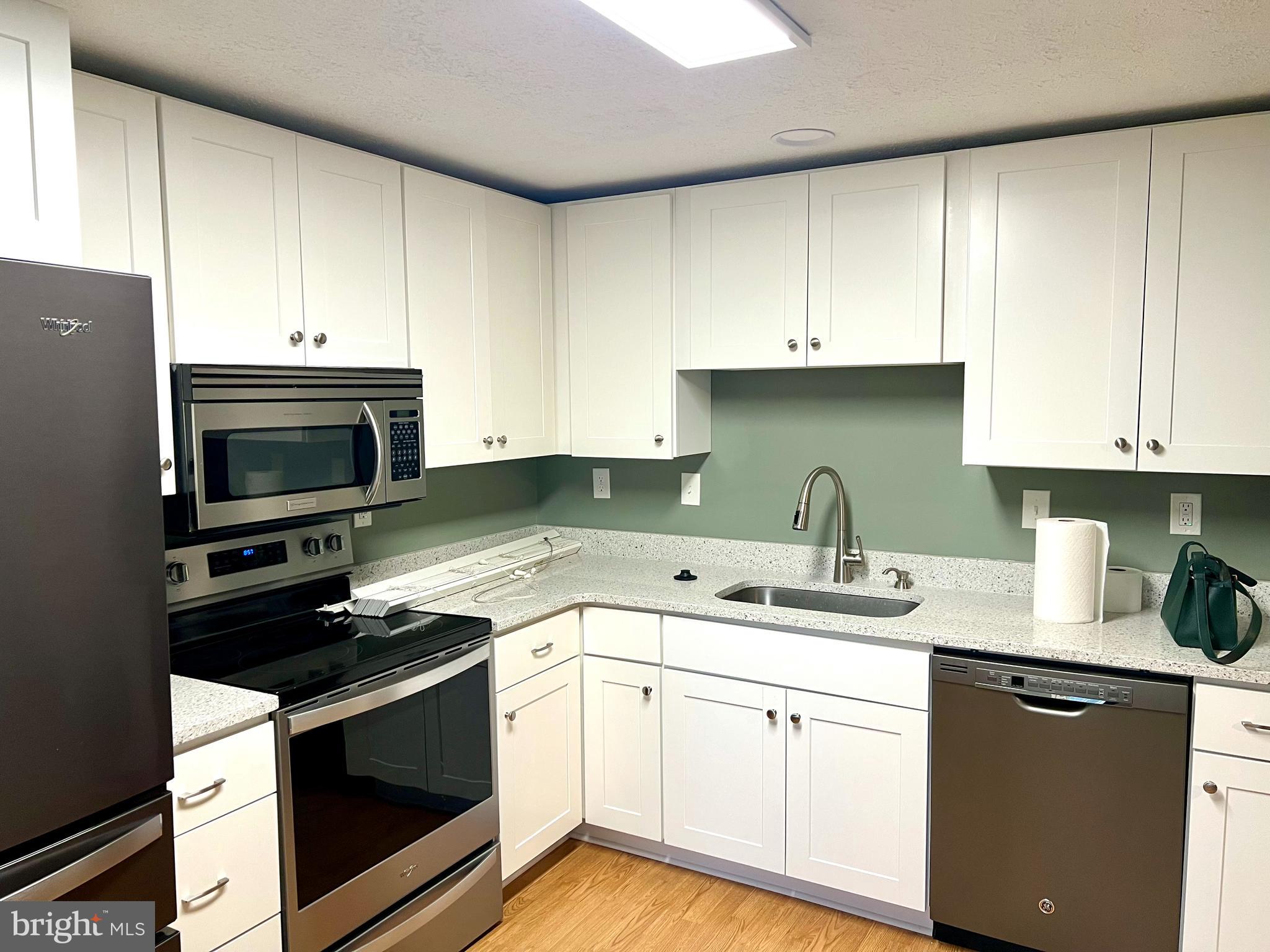 CHESTERFIELD - Residential Lease