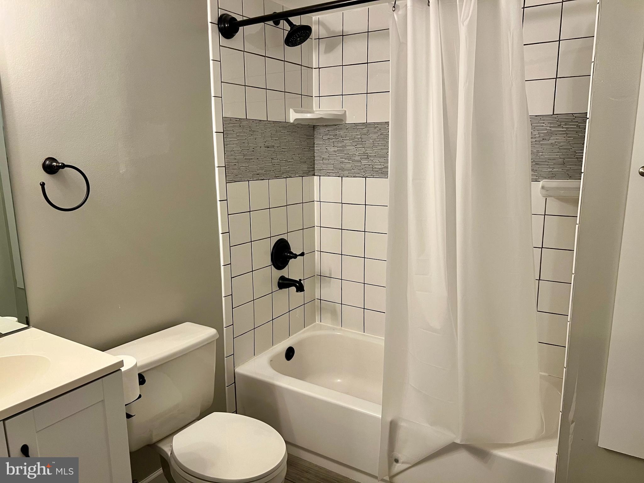 CHESTERFIELD - Residential Lease