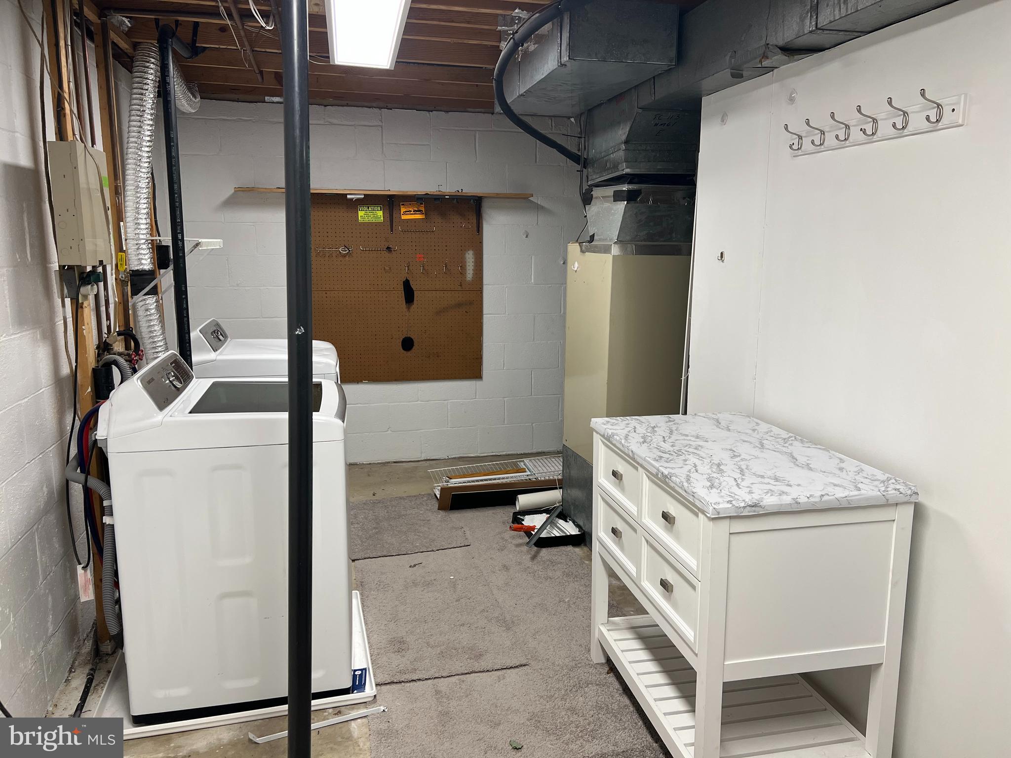 CHESTERFIELD - Residential Lease