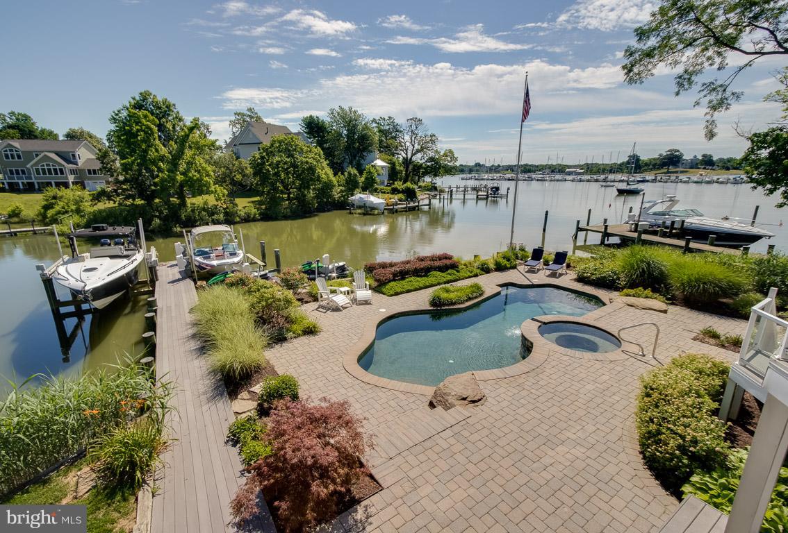 HILLSMERE ESTATES - Residential