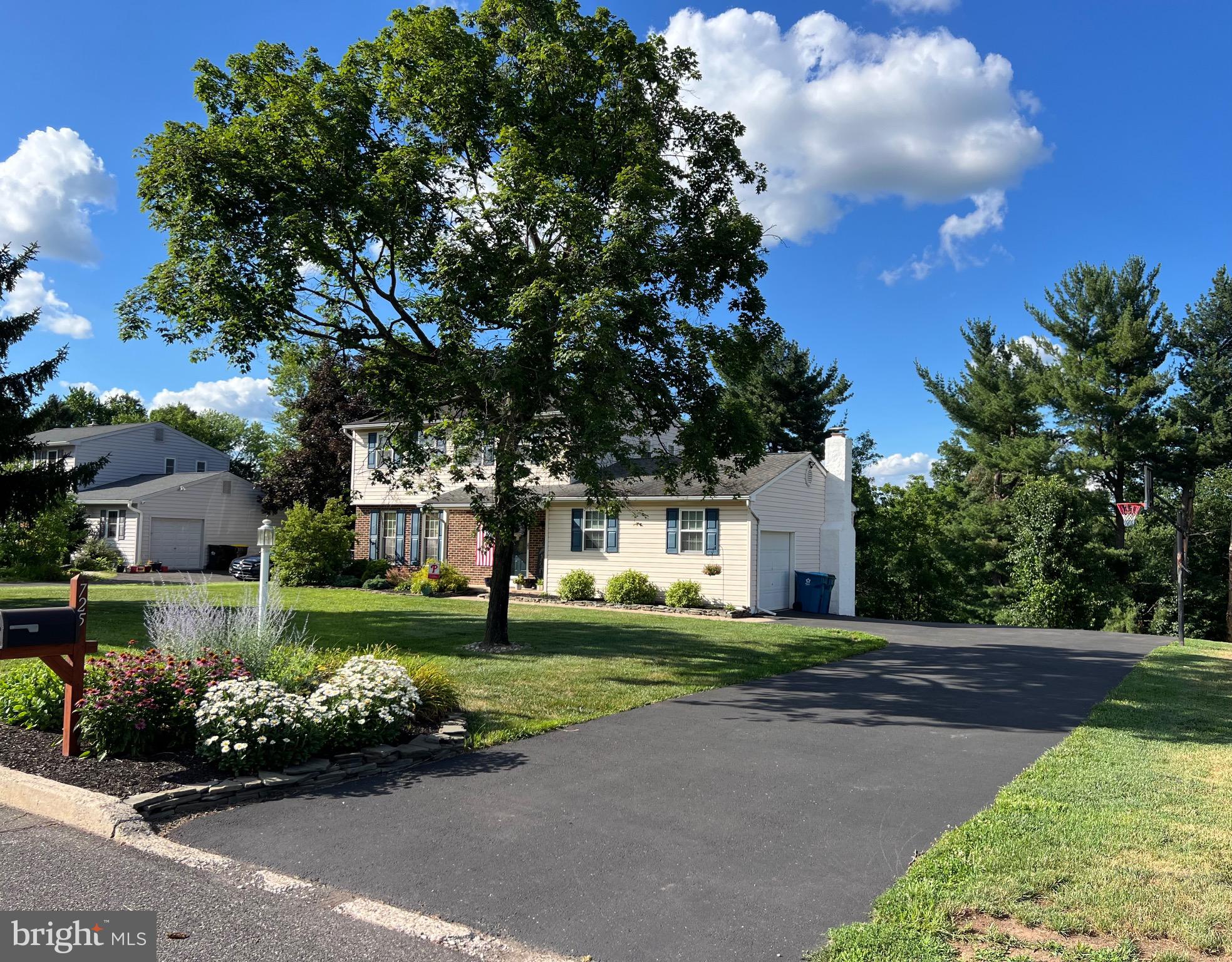 Photo 1 of 53 — 725 SCENIC DRIVE, HARLEYSVILLE, PA 19438