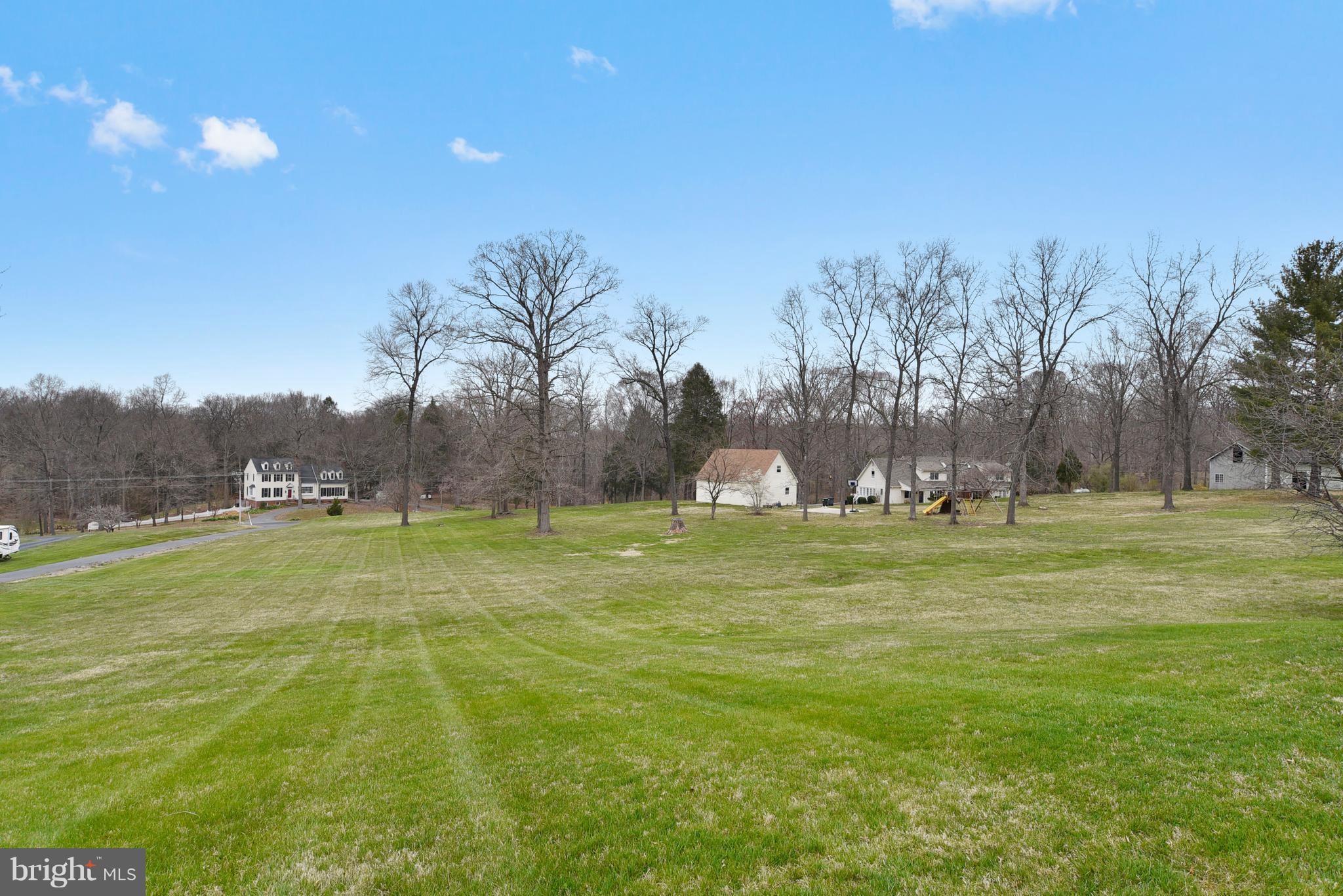 WINDY HILL - Residential
