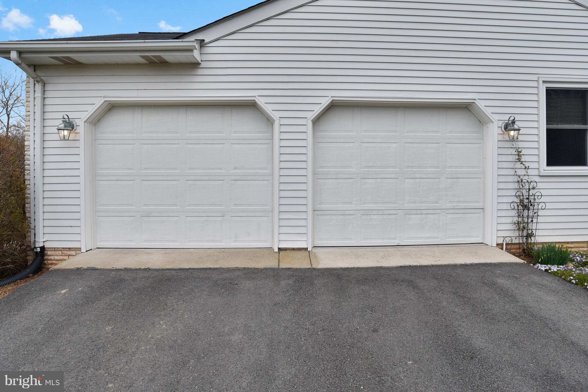 WINDY HILL - Residential