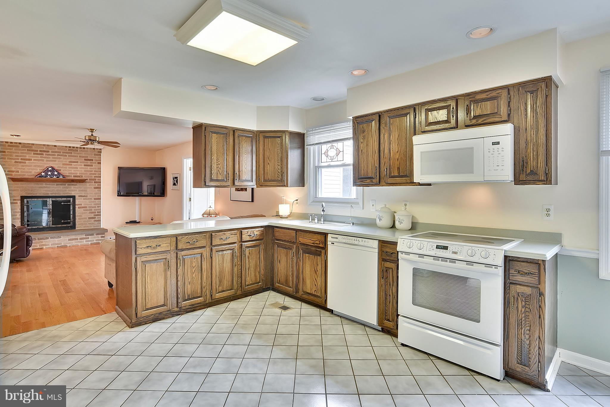 WINDY HILL - Residential