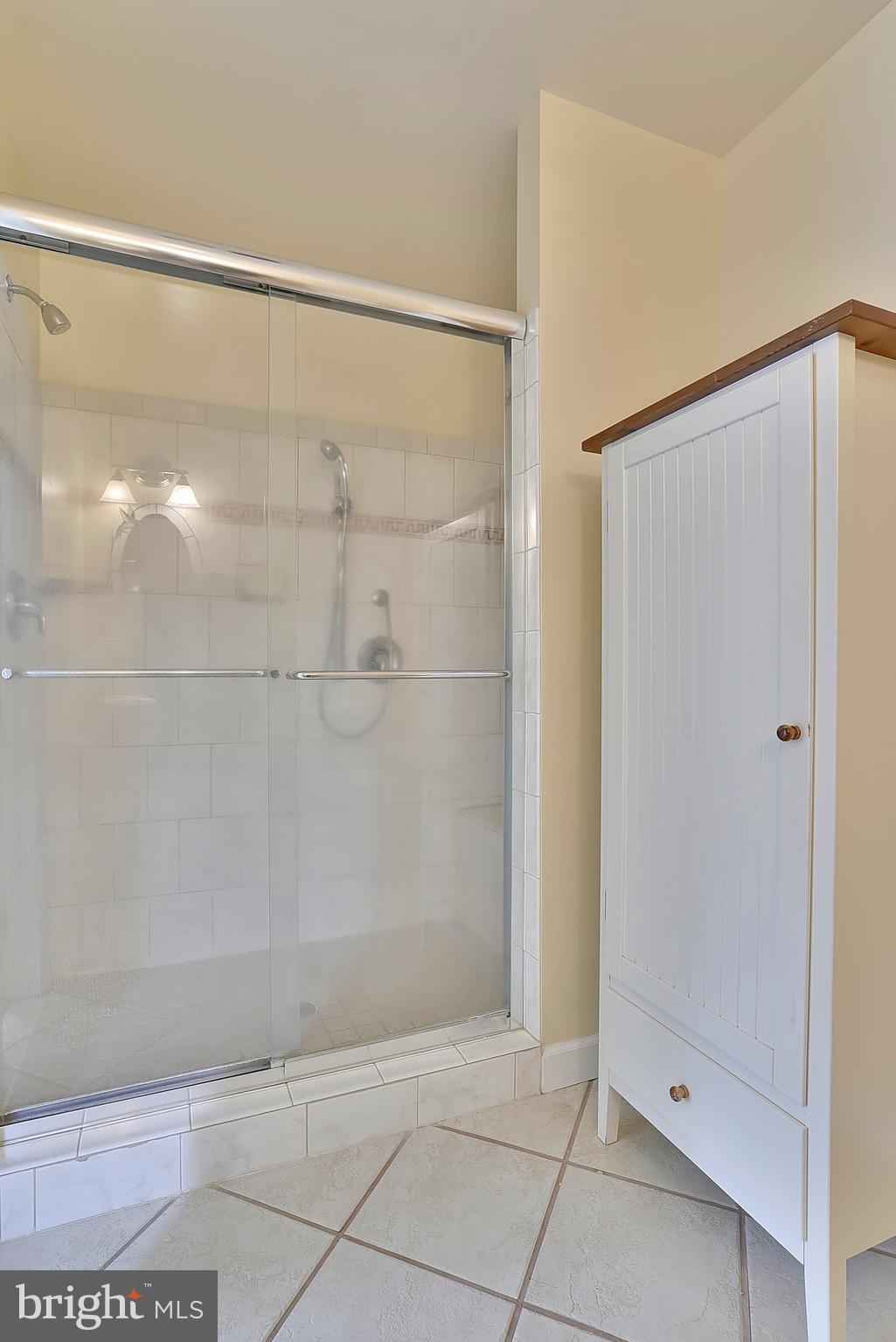 WINDY HILL - Residential