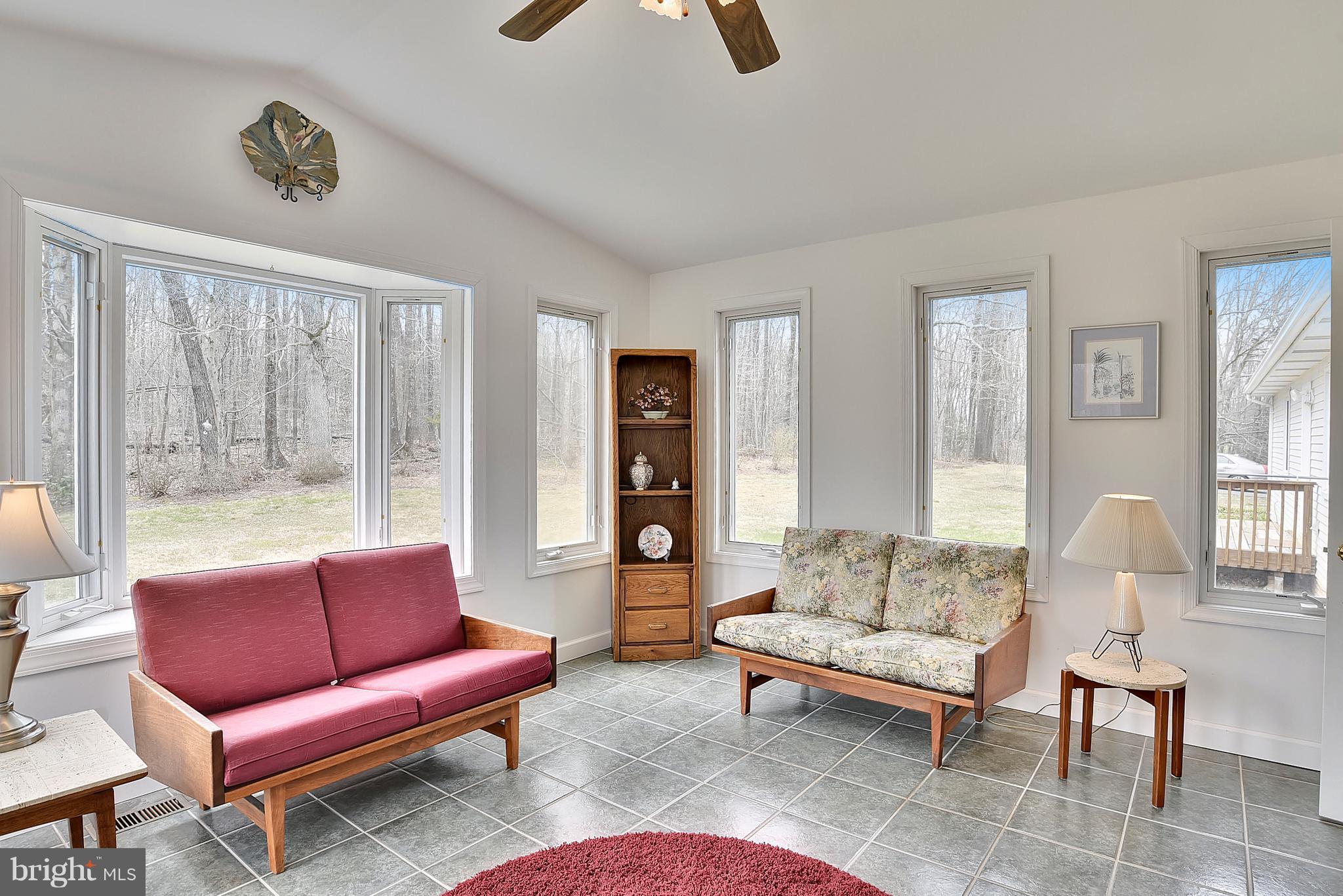 WINDY HILL - Residential