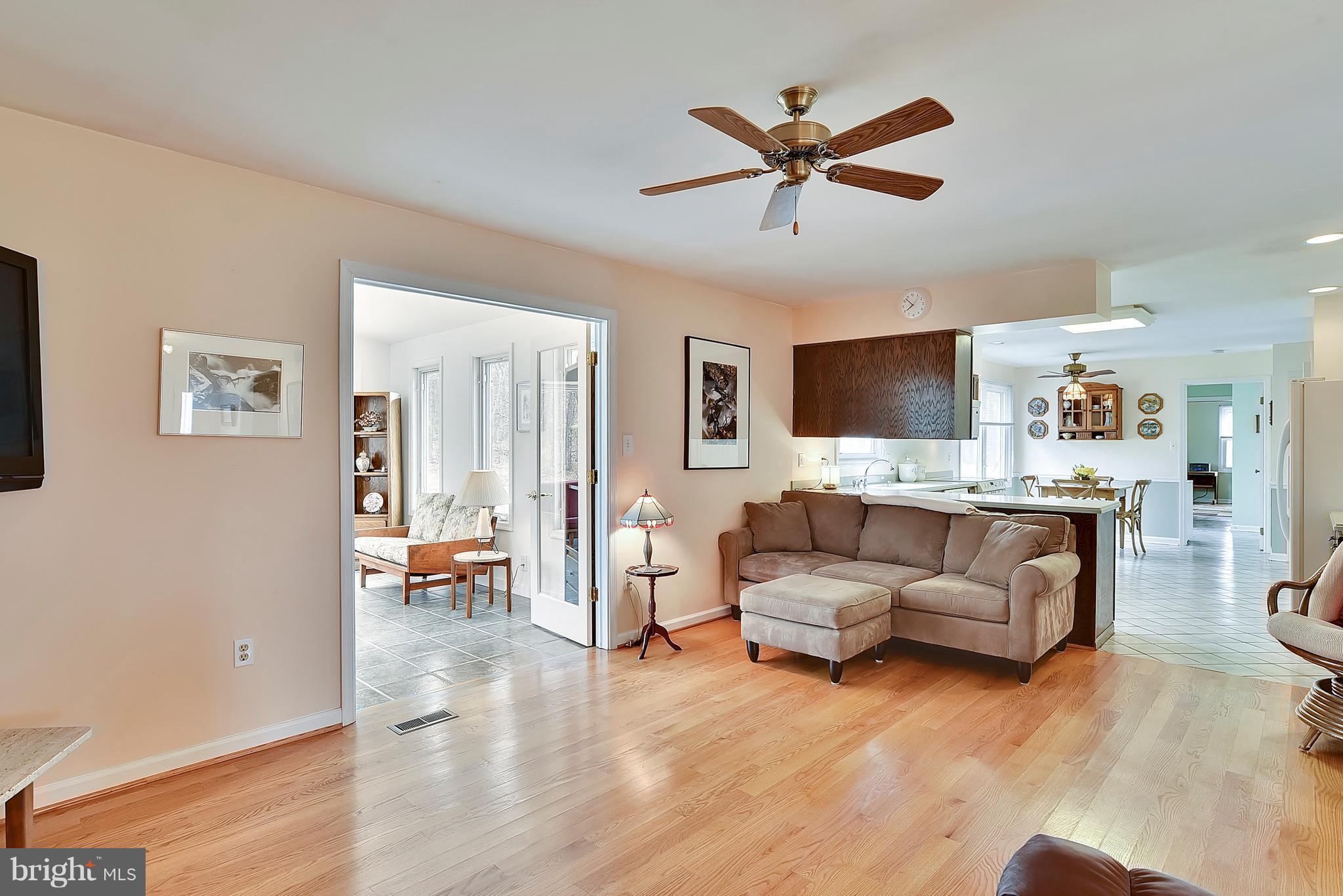 WINDY HILL - Residential